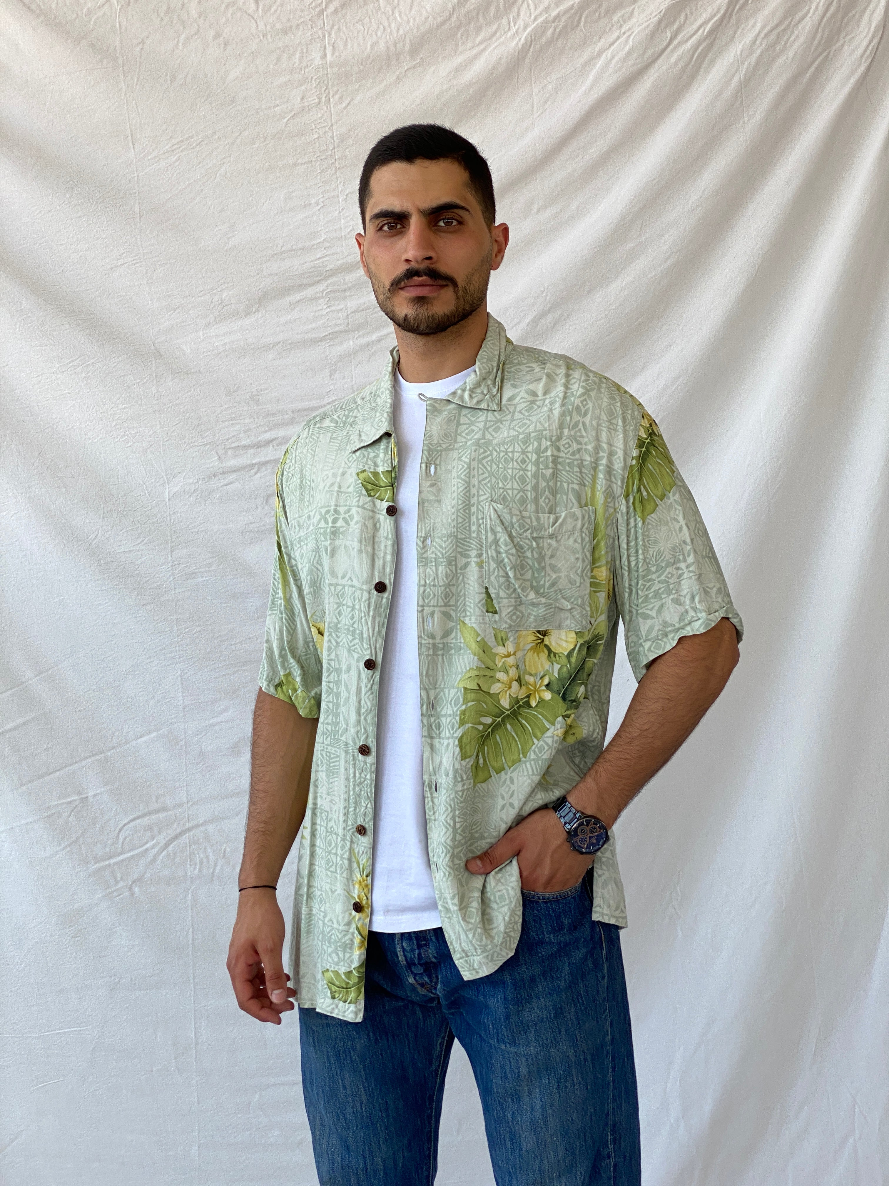 Vintage Caribbean Joe Hawaiian Print Men‘s Shirt - XL - Balagan Vintage Half Sleeve Shirt 90s, floral, floral print, half sleeve shirt, mens shirt, printed shirt, Ramez