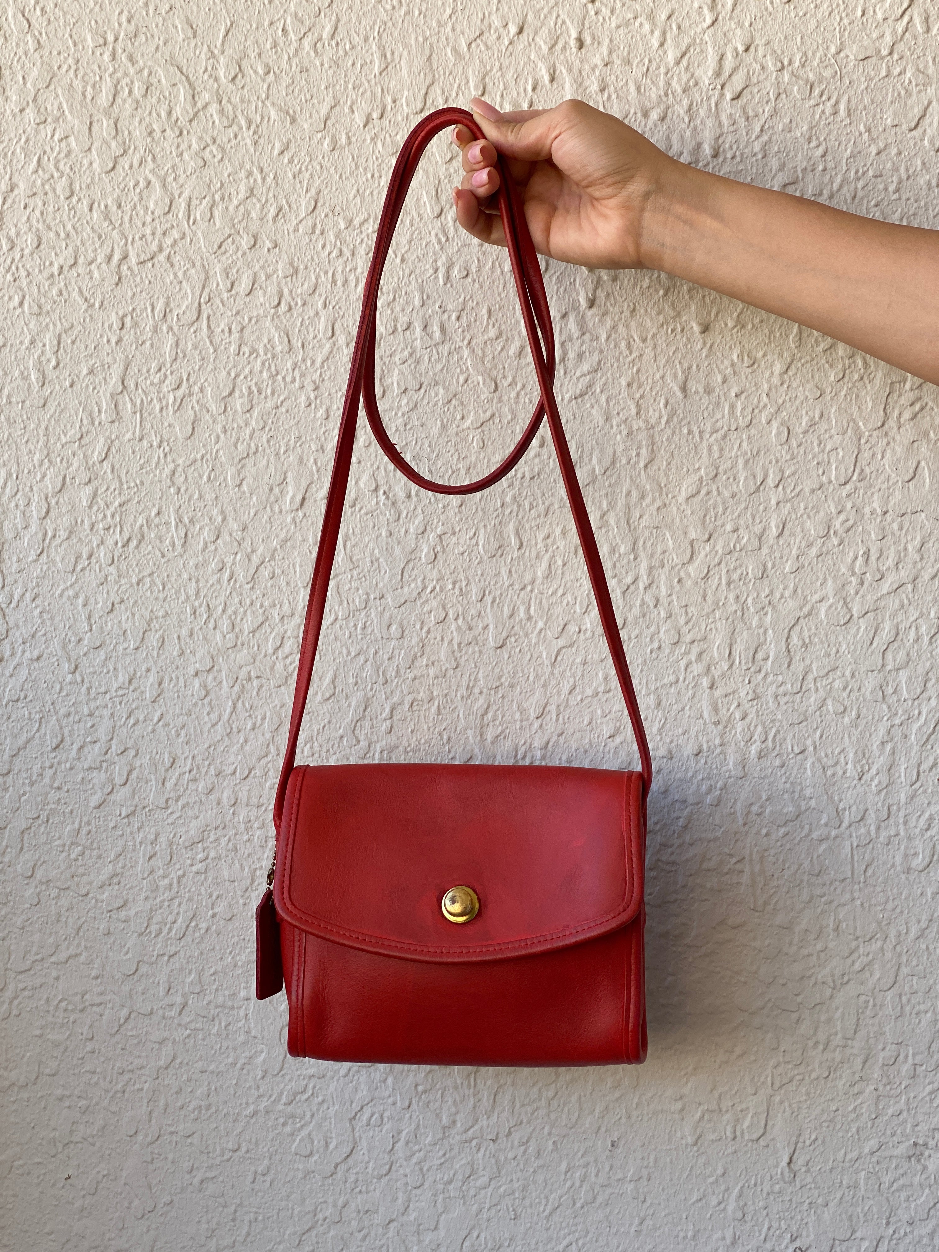Vintage Classic Coach Chrystie Flap Red Leather Cross Body Bag - Balagan Vintage Cross Body Bag 00s, 90s, bag, consignment, NEW IN, Rand, shoulder bag, summer, Y2K