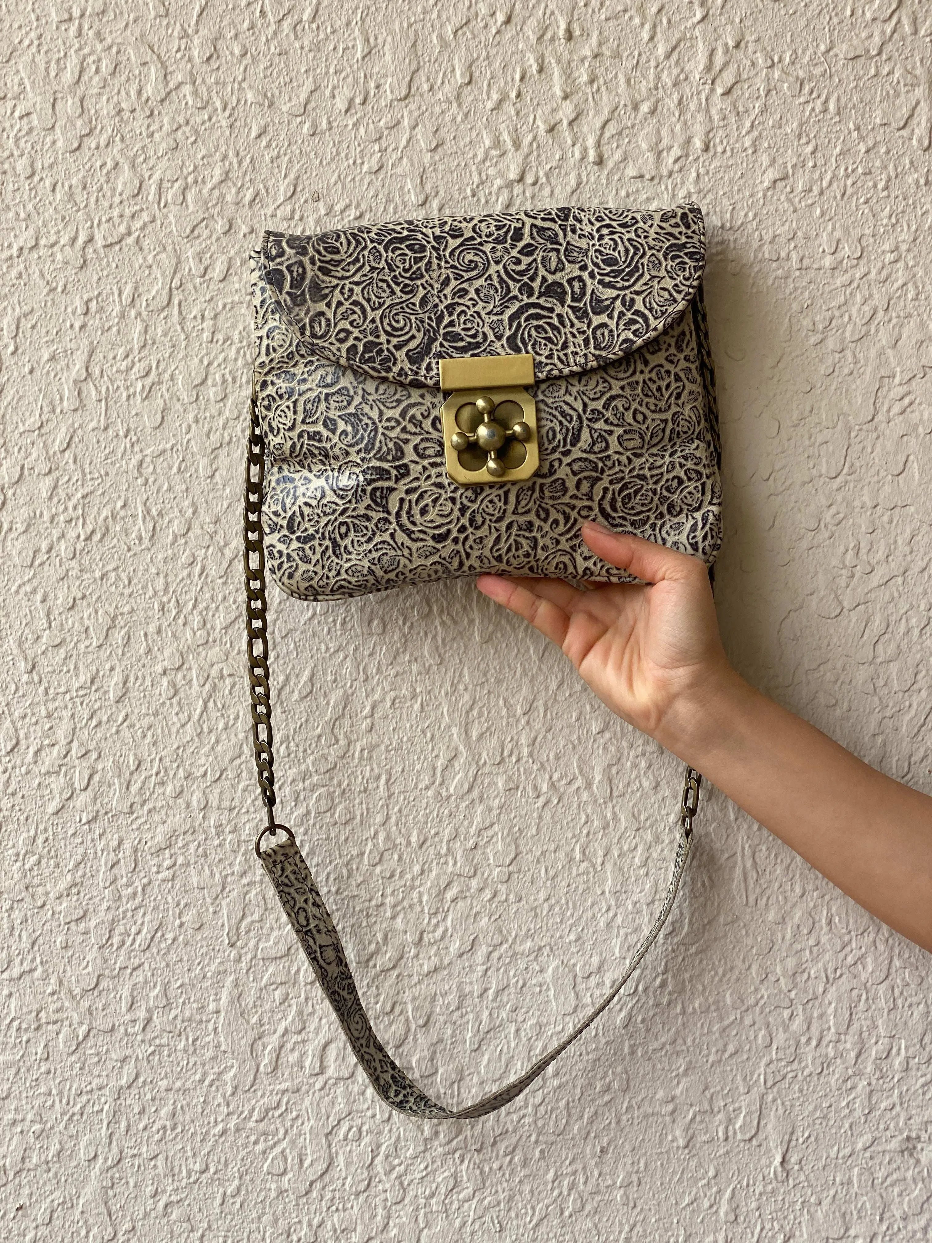 Vintage Etui London Cross Body Genuine Leather Bag - Balagan Vintage Bags 80s, 90s, bag