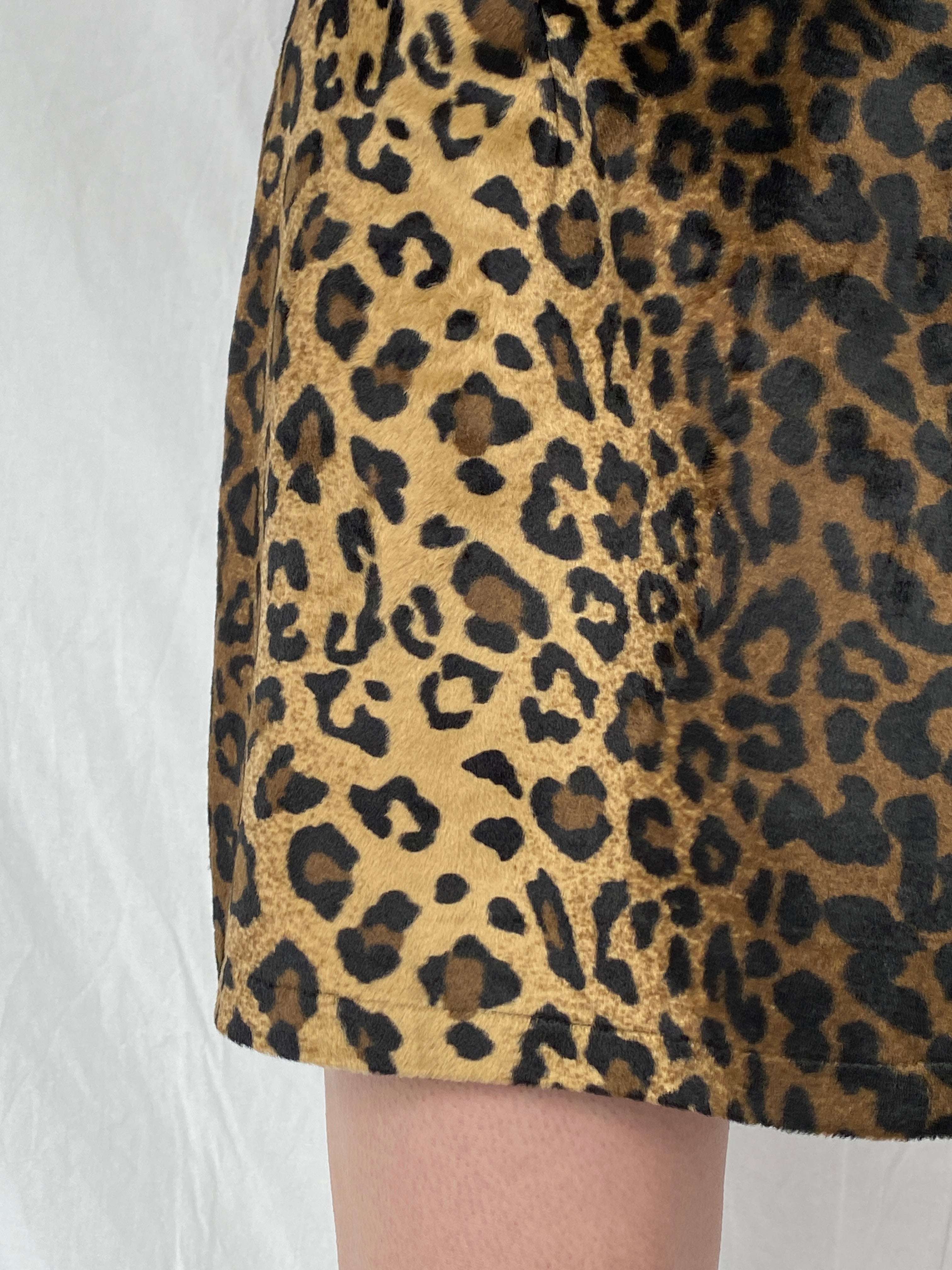 Vintage Fashion Shop Velvet Leopard Print Mini Skirt - L - Balagan Vintage Mini Skirt 90s, Ayah, leopard print, mini skirt, NEW IN