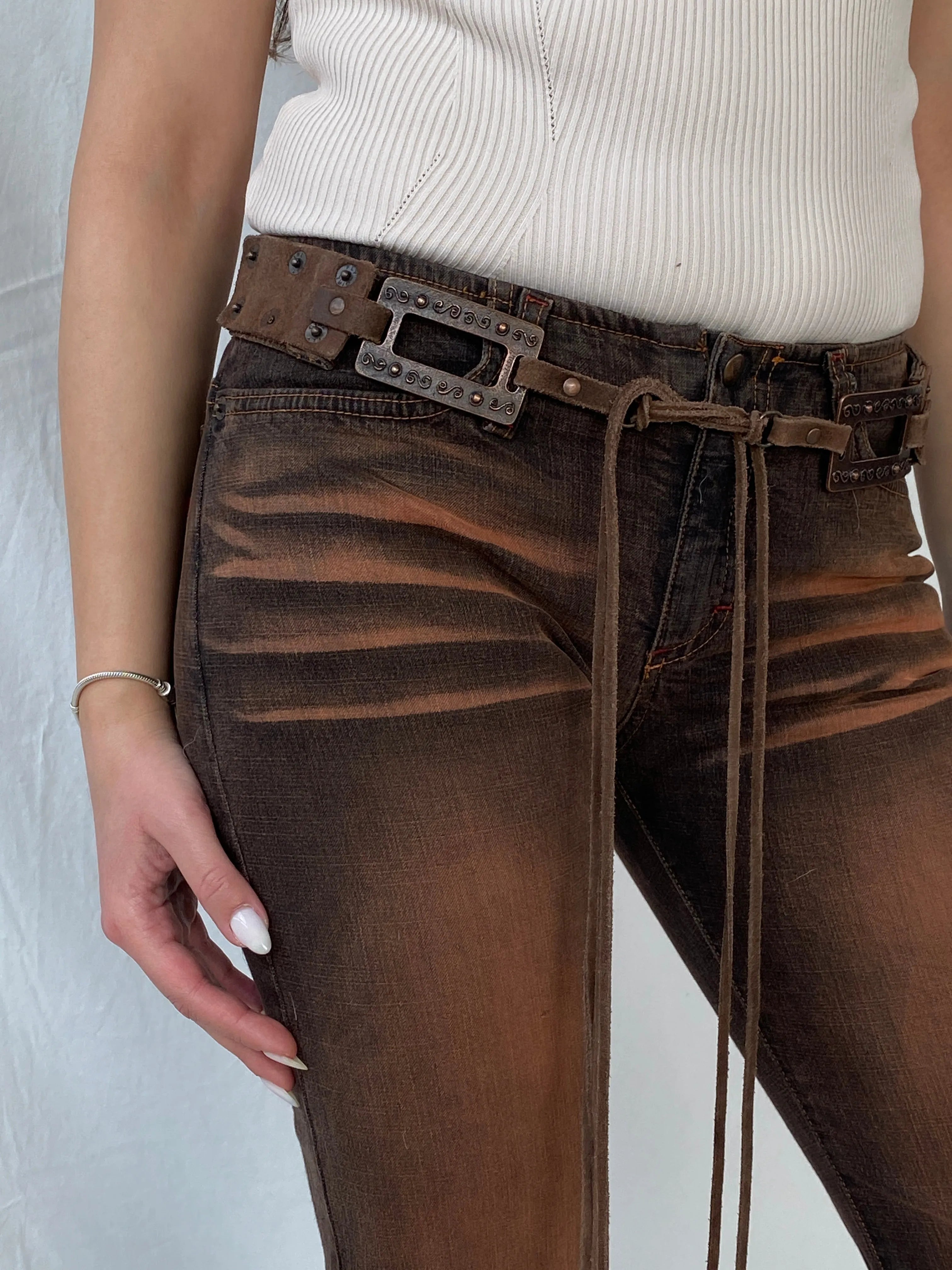 Vintage FlyGirl Brown Distressed Low Rise Biker Pants with Suede Belt - 34EUR - Balagan Vintage Jeans 00s, colored denim, denim, Fatima, low rise, low rise jeans, vintage pants, winter