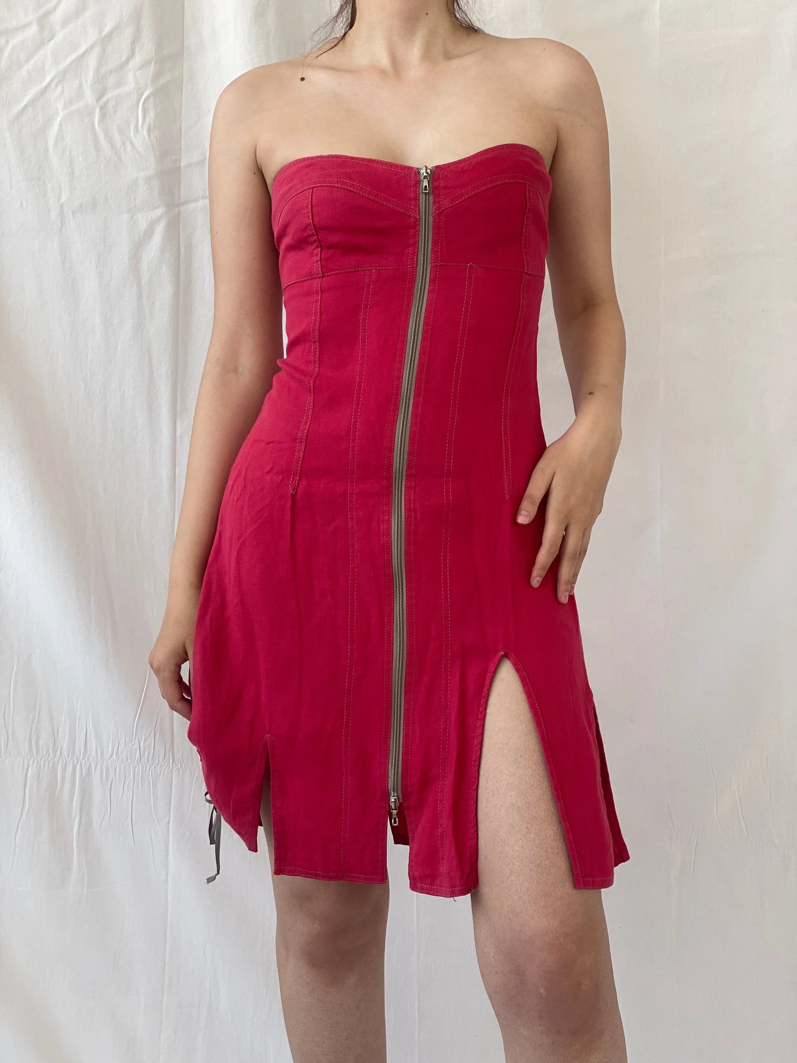 Vintage French Archival Femmes Je Vous Red Zip Up Bodycon Mini Linen Dress - S - Balagan Vintage Mini Dress Ayah, dress, linen, Mini Dress, summer dress
