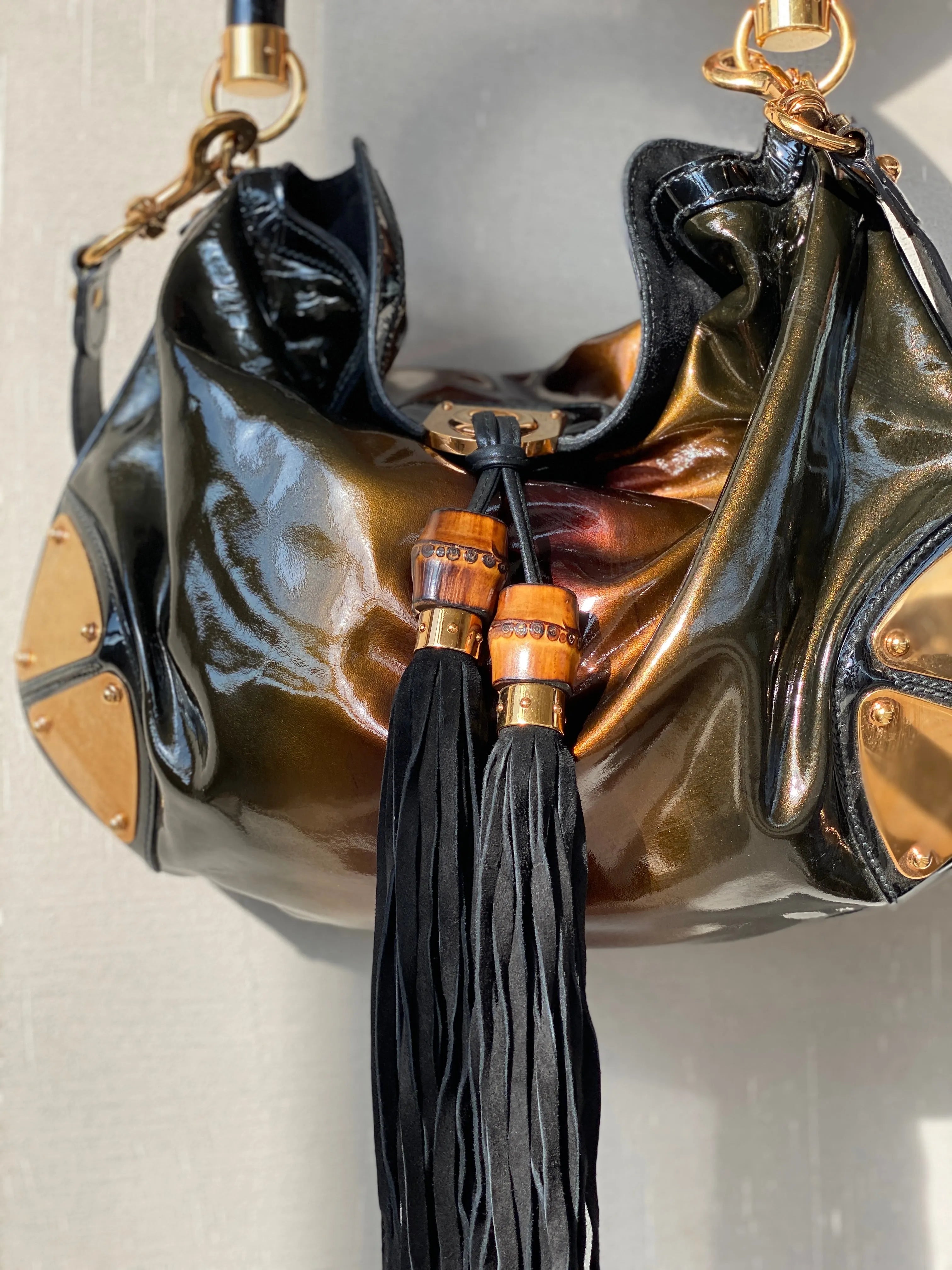 Vintage Gucci Indy Bamboo Patent Leather Black Bronze Satchel Bag - Balagan Vintage Handbags 90s, consignment, Deals, Gucci, rare find, rare vintage, Sadouf