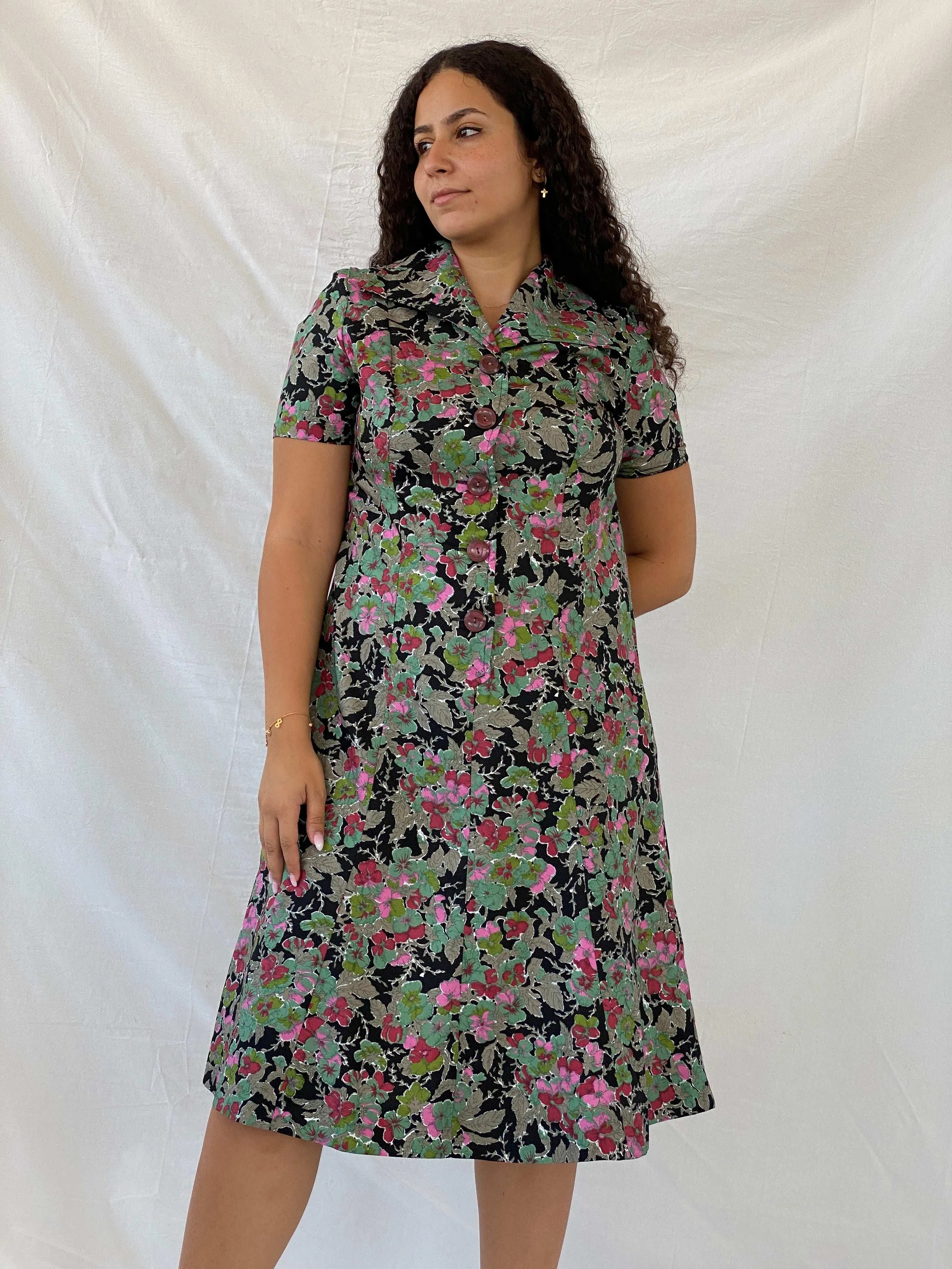 Vintage Handmade Floral Picnic Black and Green Midi Dress - L - Balagan Vintage Midi Dress 00s, 00s dress, 90s, Deals, Dina, dress, floral, floral dress, midi dress, summer dress