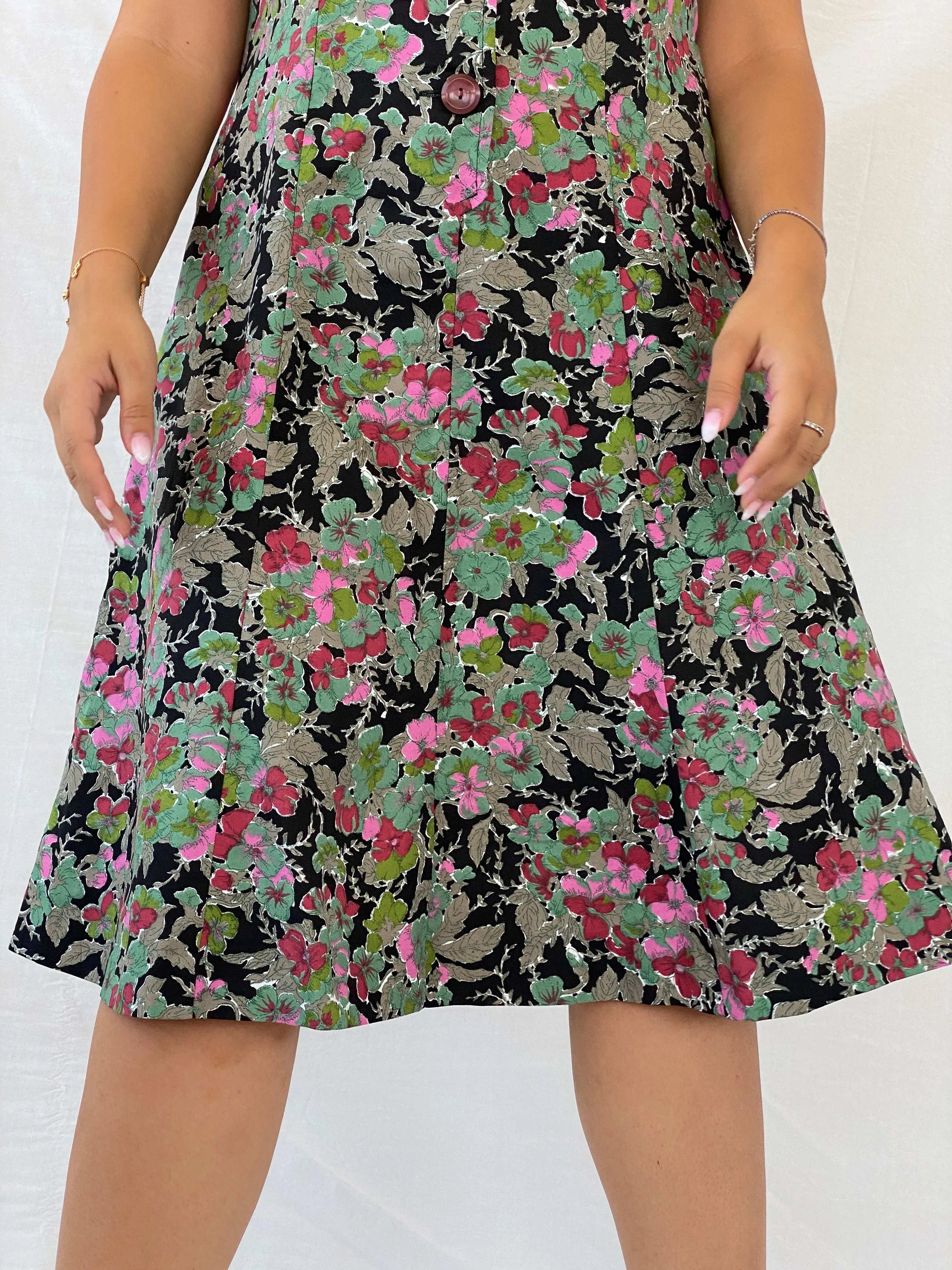 Vintage Handmade Floral Picnic Black and Green Midi Dress - L - Balagan Vintage Midi Dress 00s, 00s dress, 90s, Deals, Dina, dress, floral, floral dress, midi dress, summer dress