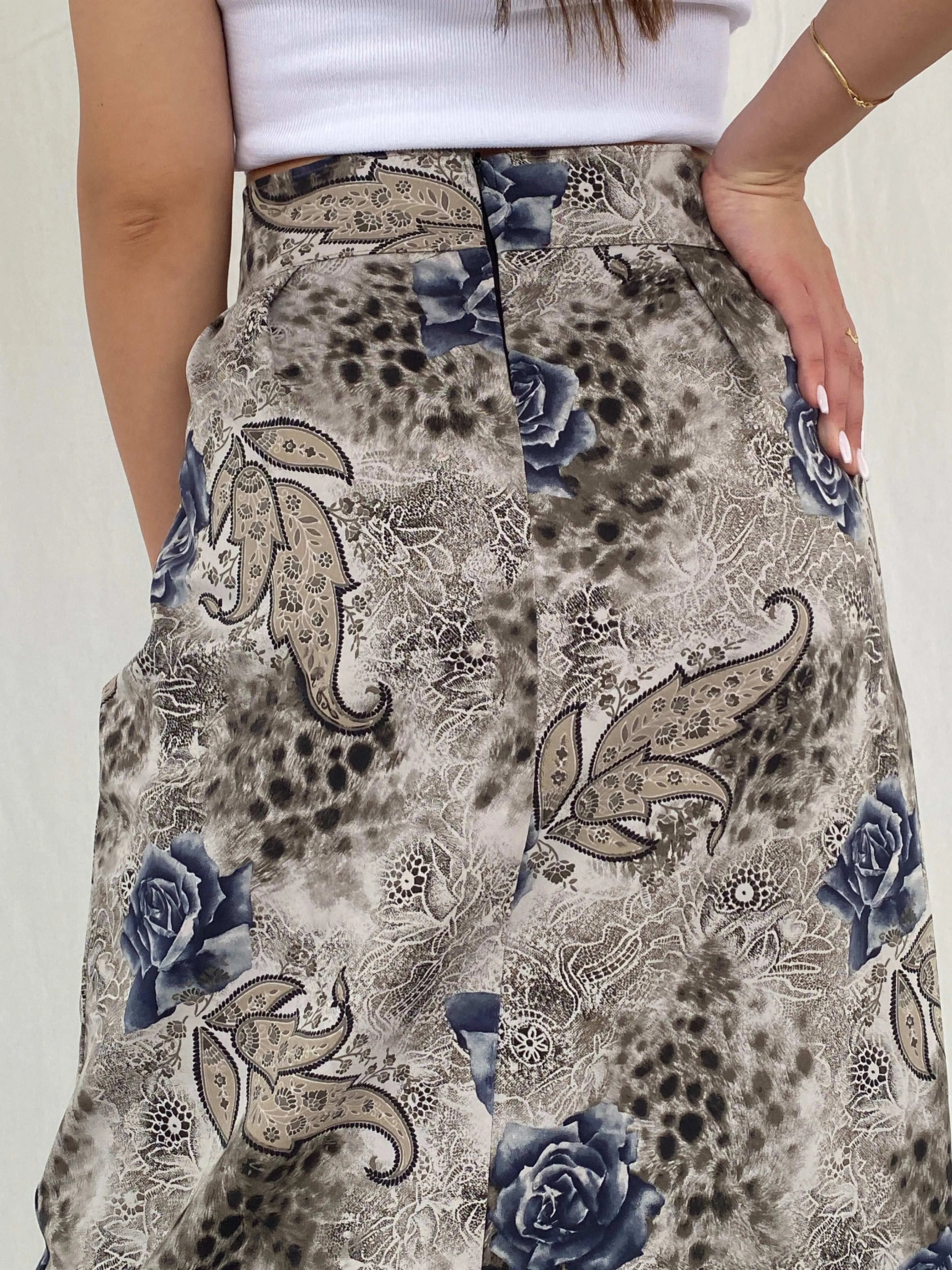 Vintage Handmade Gray Floral Midi Skirt - Balagan Vintage Midi Skirt 00s, 90s, Deals, floral skirt, midi skirt, Rama