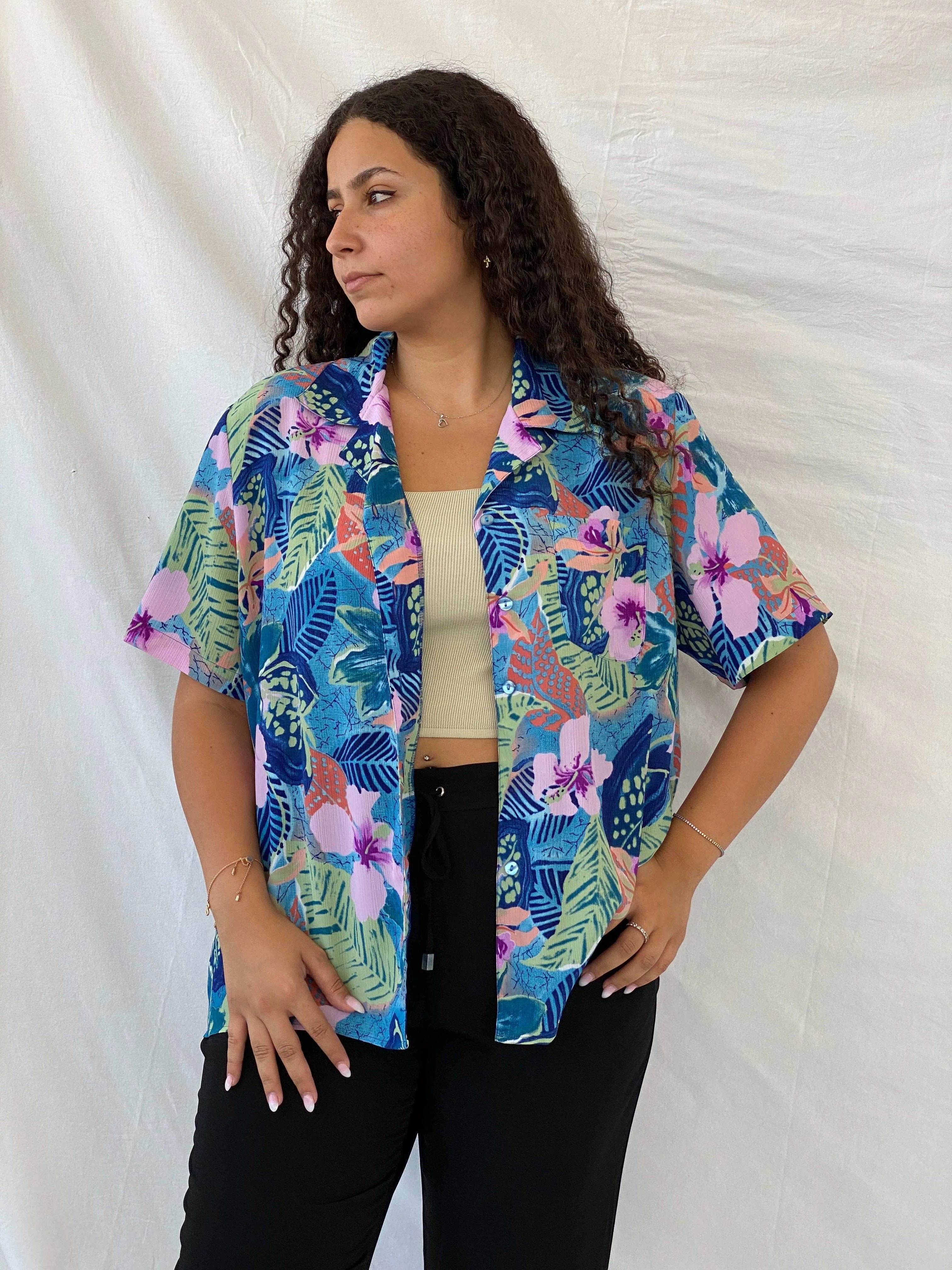 Vintage IMAGE Colorful Blue and Pink Tropical Floral Button Shirt - XL - Balagan Vintage Half Sleeve Shirt 00s, 90s, Dina, floral shirt, half sleeve shirt, Hawaiian shirt, oversized, oversized shirt, print, printed shirt