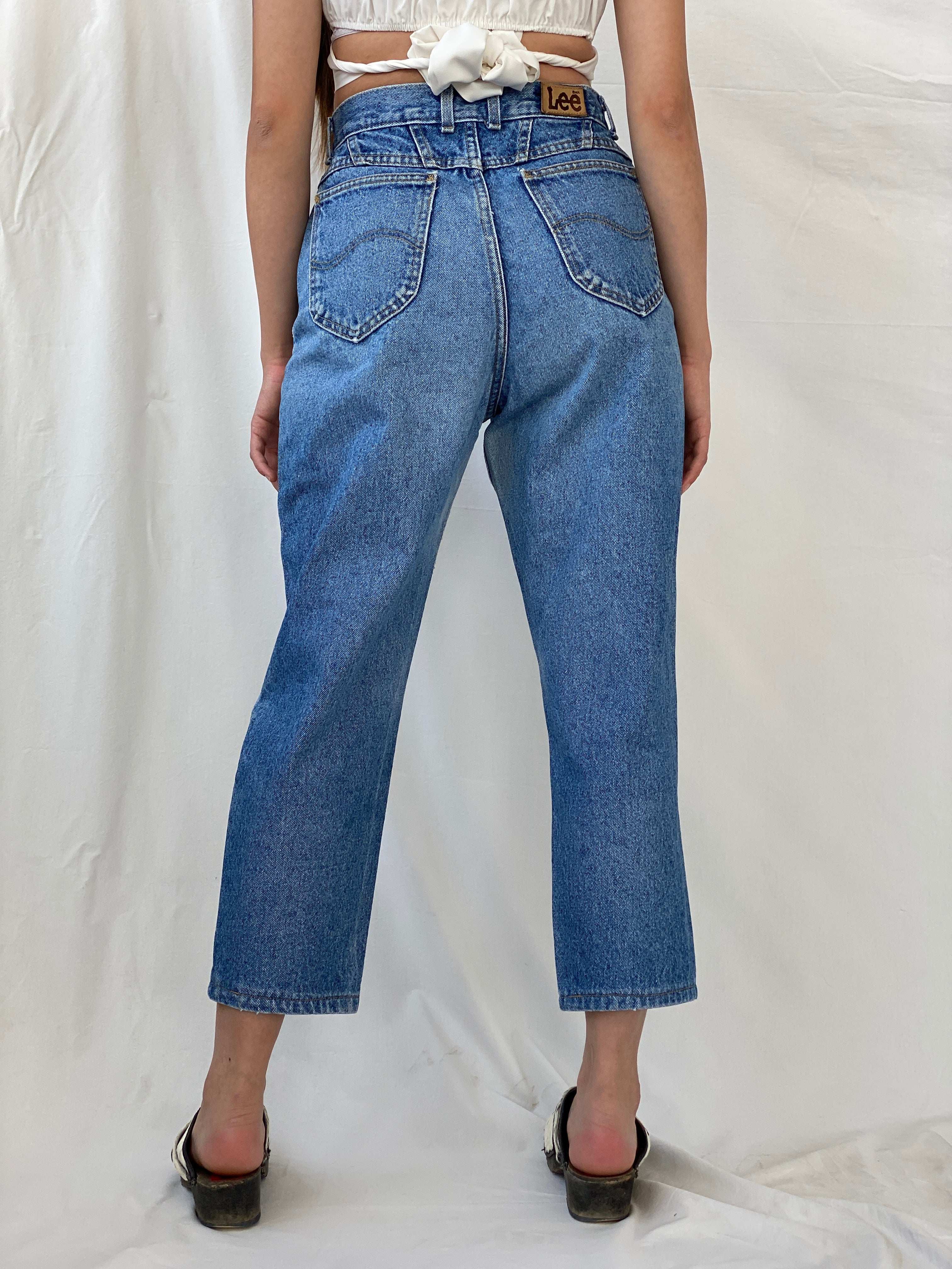 Vintage Lee Light Wash High Rise Jeans - Balagan Vintage Jeans 00s, 90s, flare jeans, jeans, Mira, vintage jeans