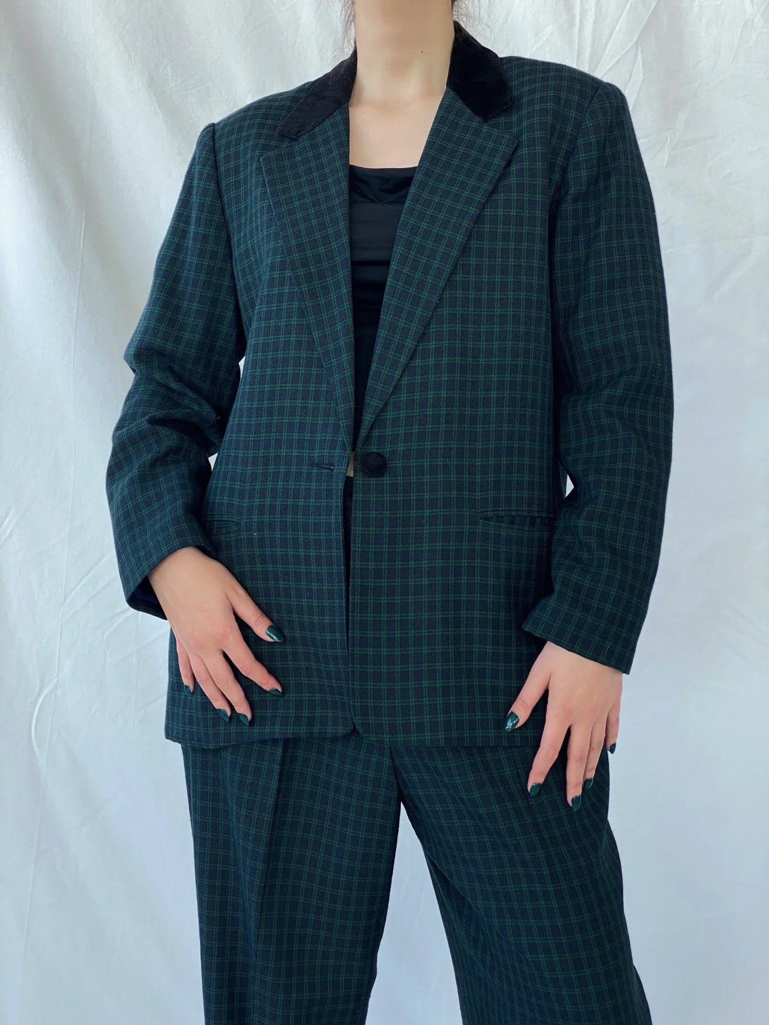 Vintage LESLIE FAY Sportswear Black and Green Plaid Blazer Pants Power Suit Set - XL - Balagan Vintage Maxi Dress 80s, 90s, Ayah, blazer, consignment, Melika, plaid, plaid blazer, tweed blazer