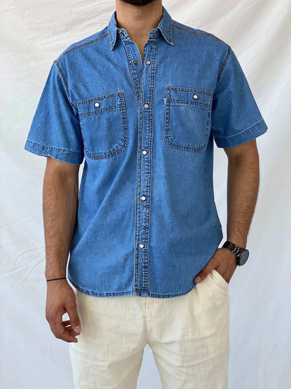 Vintage Levi's Half Sleeve Casual Denim Shirt - M - Balagan Vintage Half Sleeve Top 90s, half sleeve shirt, levis, mens shirt, printed shirt, Ramez