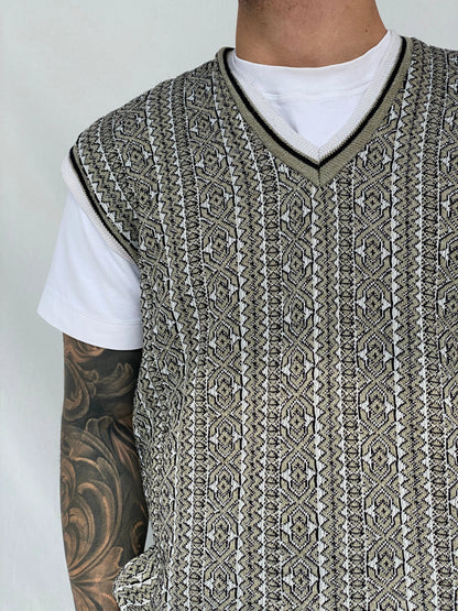Vintage Men’s Casual V-Neck Patterned Striped Knitted Vest - M - Balagan Vintage Vest 90s, Hamza, men, streetwear, vest, vintage, winter