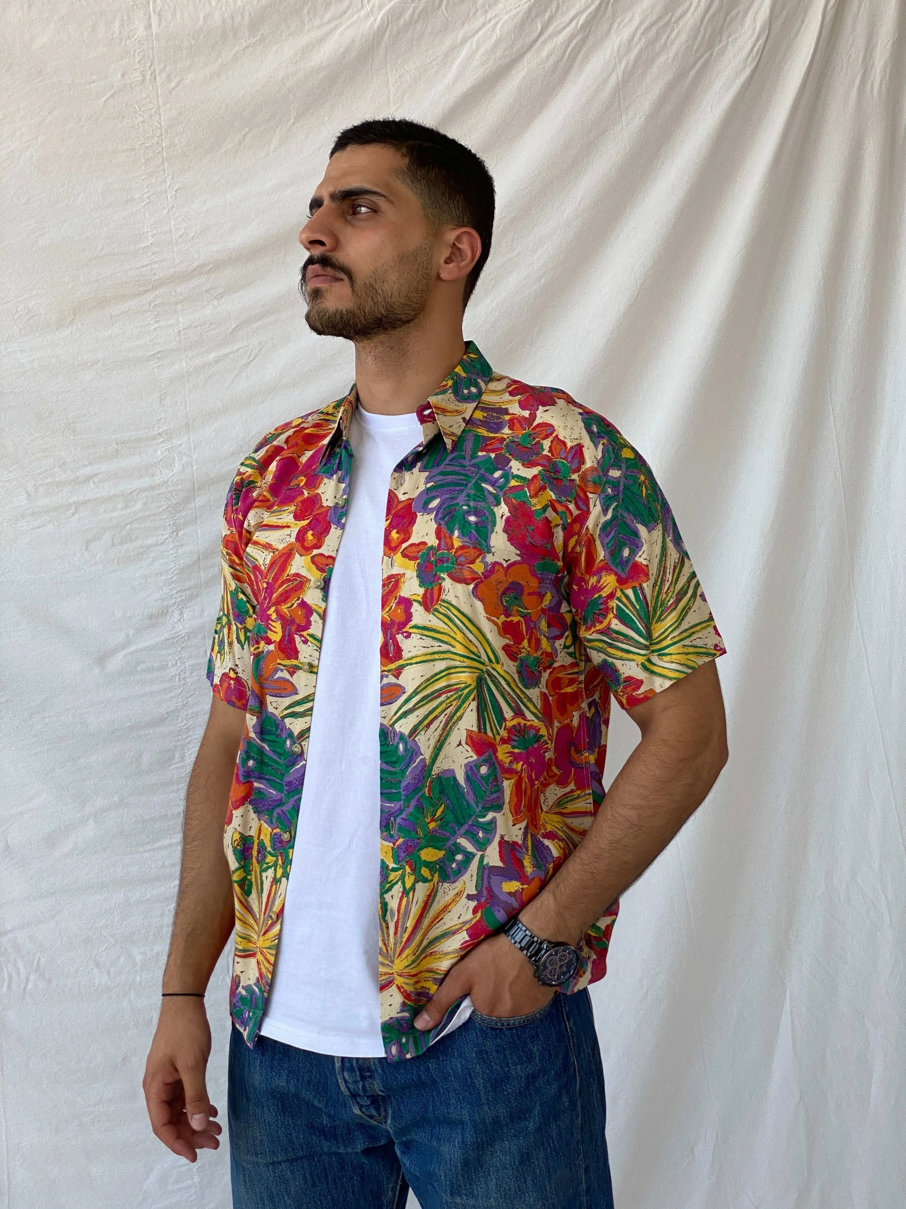 Vintage Momento Floral Hawaiian Printed Men’s Button Up Shirt - M - Balagan Vintage Half Sleeve Shirt 90s, floral, floral print, half sleeve shirt, mens shirt, printed shirt, Ramez