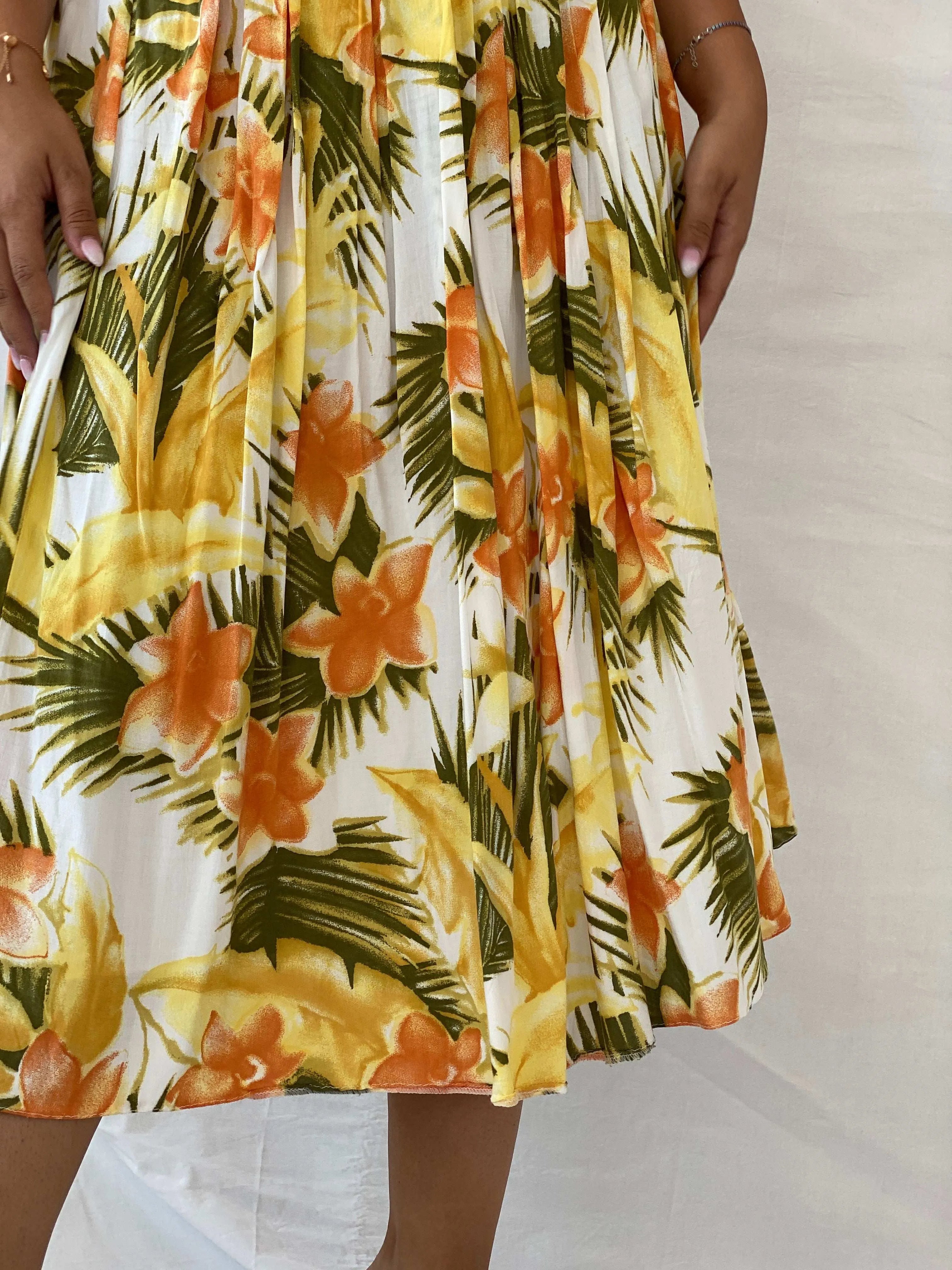 Vintage Orange & Yellow Tropical Print Midi Skirt - L - Balagan Vintage Midi Skirt 00s, 90s, Dina, floral skirt, midi skirt, women skirt