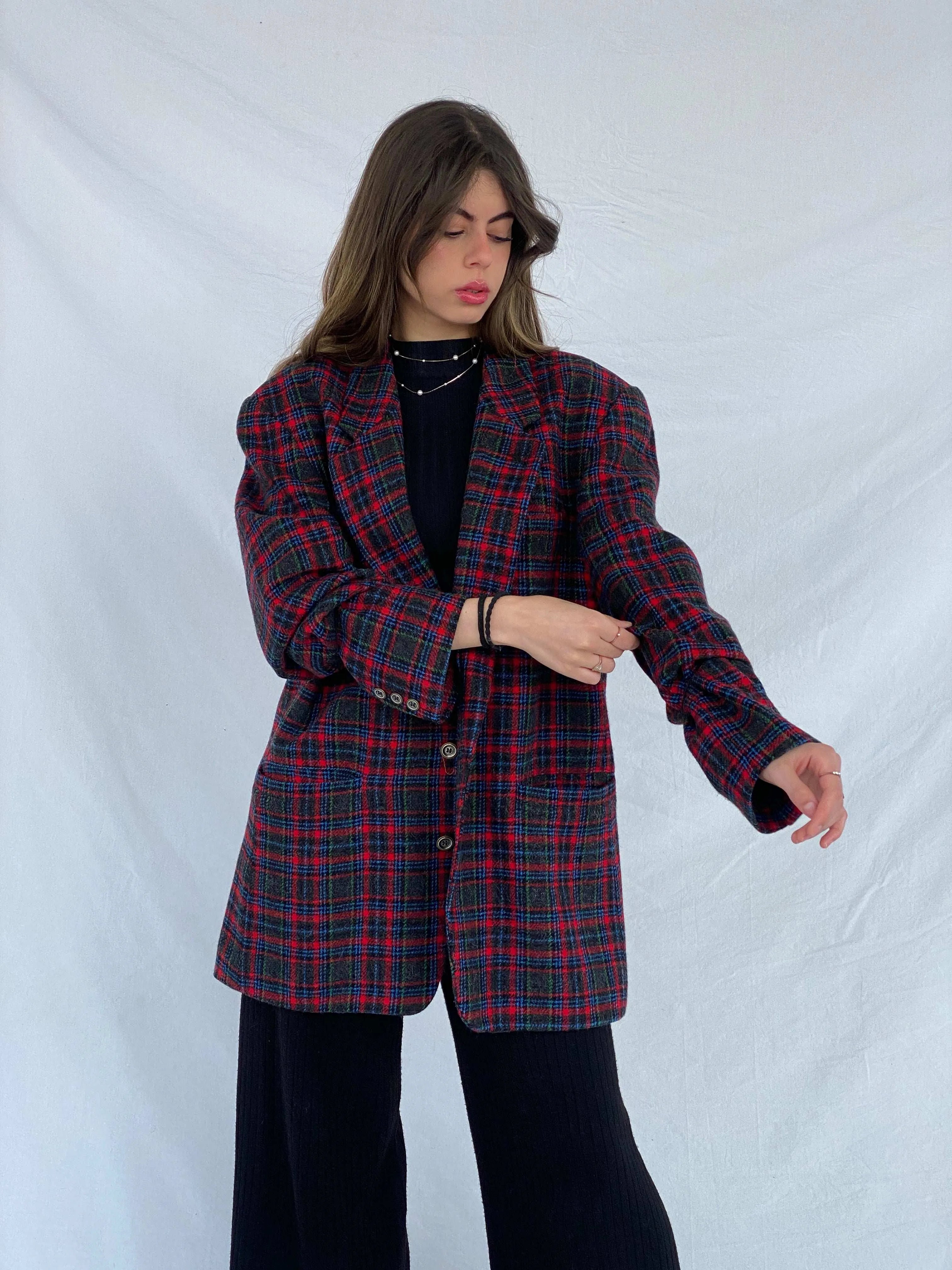 Vintage Oversized Red Plaid Blazer - Balagan Vintage Blazer 90s, blazer, Mira, plaid blazer, winter