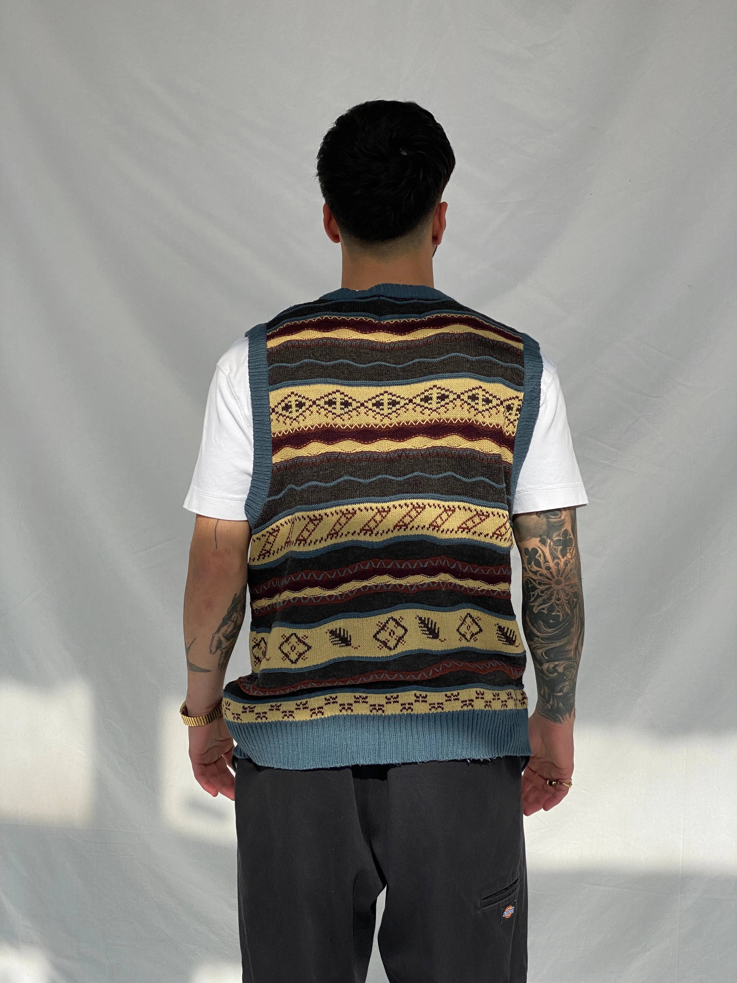 Vintage Paolo Conti Men’s Wool Blend Sweater Vest - M - Balagan Vintage Vest 90s, Hamza, knitted vest, men, streetwear, vest, vintage, winter