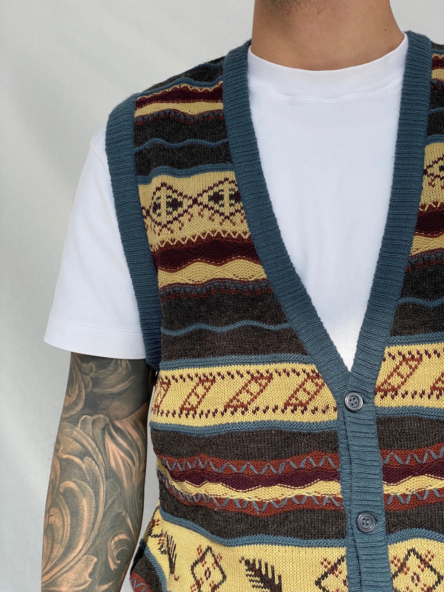 Vintage Paolo Conti Men’s Wool Blend Sweater Vest - M - Balagan Vintage Vest 90s, Hamza, knitted vest, men, streetwear, vest, vintage, winter