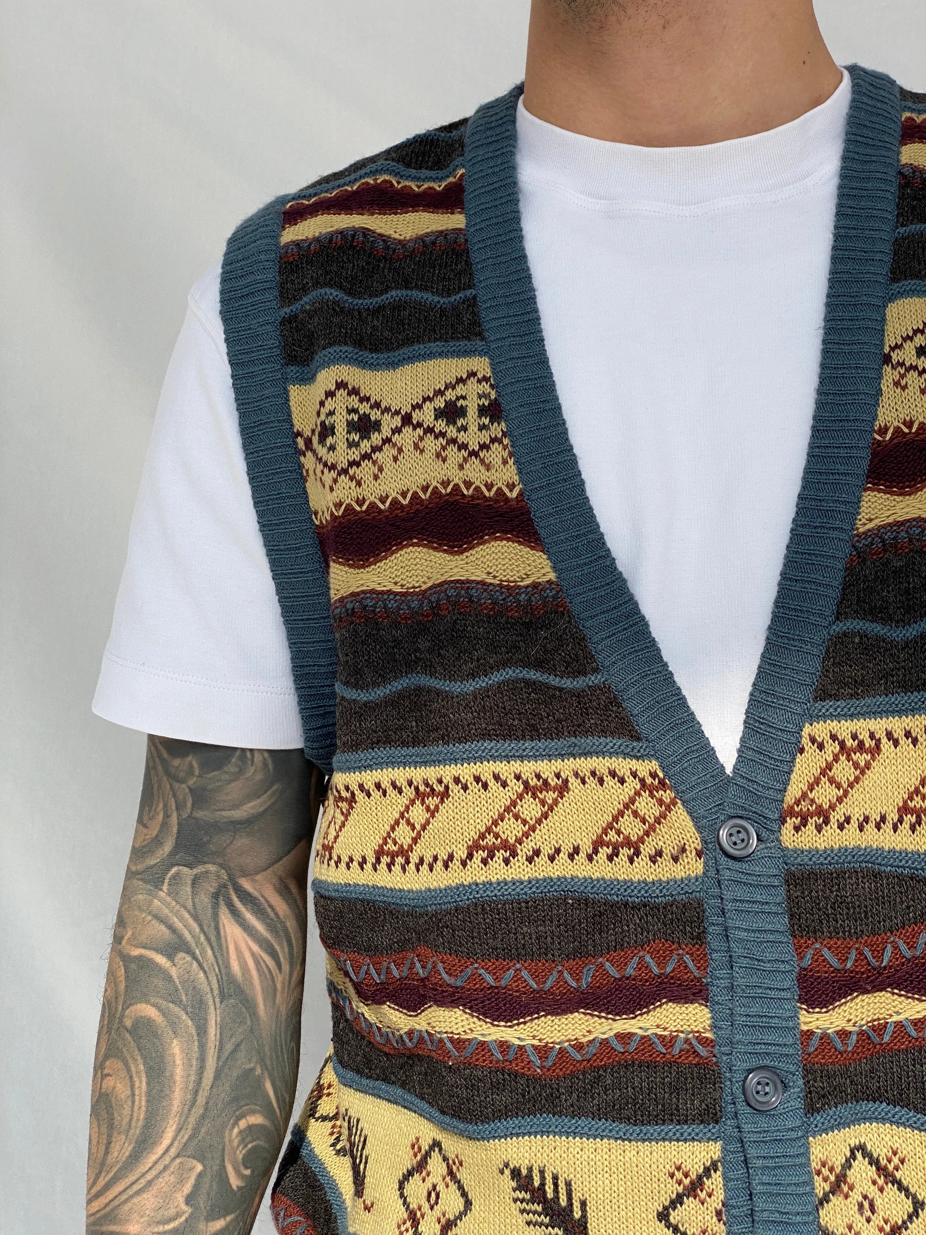 Vintage Paolo Conti Men’s Wool Blend Sweater Vest - M - Balagan Vintage Vest 90s, Hamza, knitted vest, men, streetwear, vest, vintage, winter