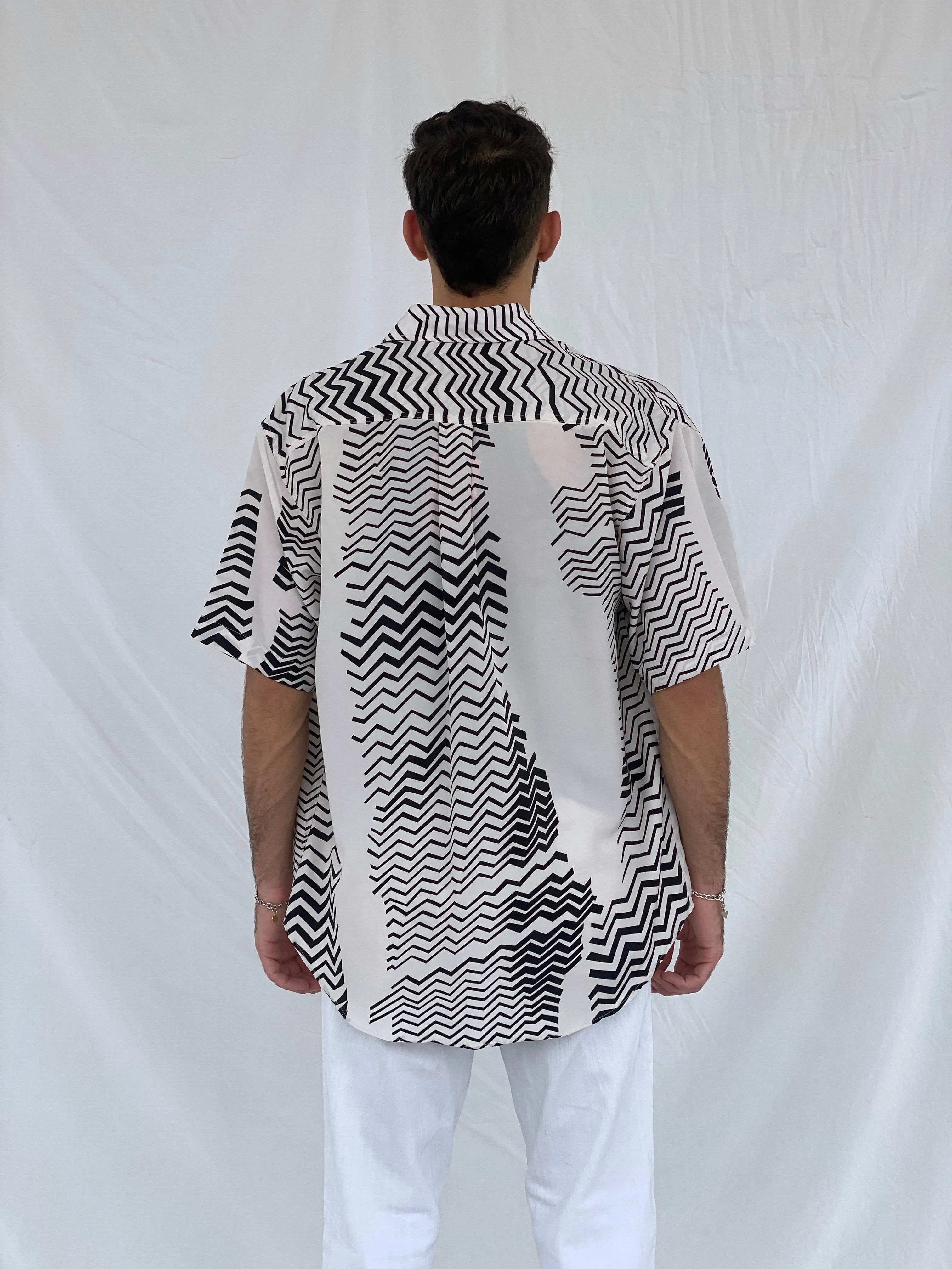 Vintage Pierre L’Amour Black and White Silk Shirt Size XL - Balagan Vintage Half Sleeve Shirt 00s, 90s, Awsam, half sleeve shirt, printed shirt