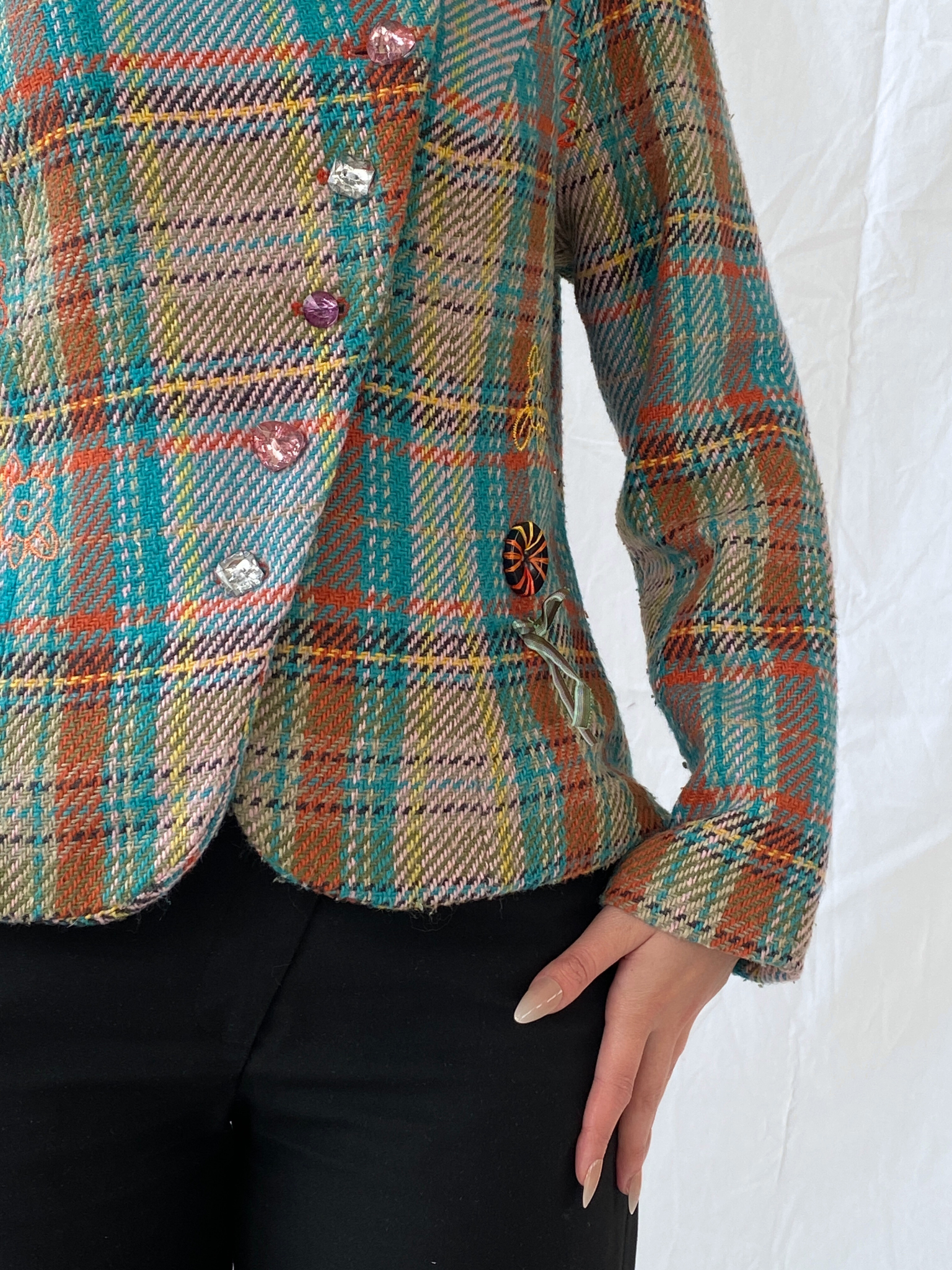 Vintage Rainbow Plaid Whimsy Exaggerated Collar Women’s Blazer - L - Balagan Vintage Jacket 00s, 90s, Ayah, floral embroidery, full sleeve blazer, jacket, NEW IN