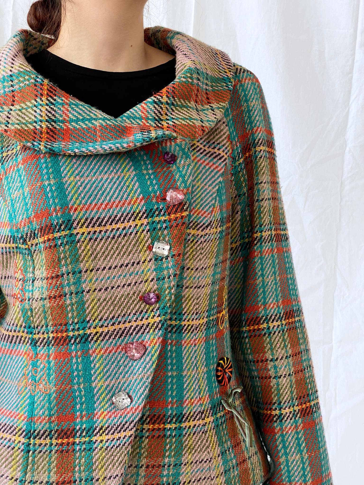 Vintage Rainbow Plaid Whimsy Exaggerated Collar Women’s Blazer - L - Balagan Vintage Jacket 00s, 90s, Ayah, floral embroidery, full sleeve blazer, jacket, NEW IN