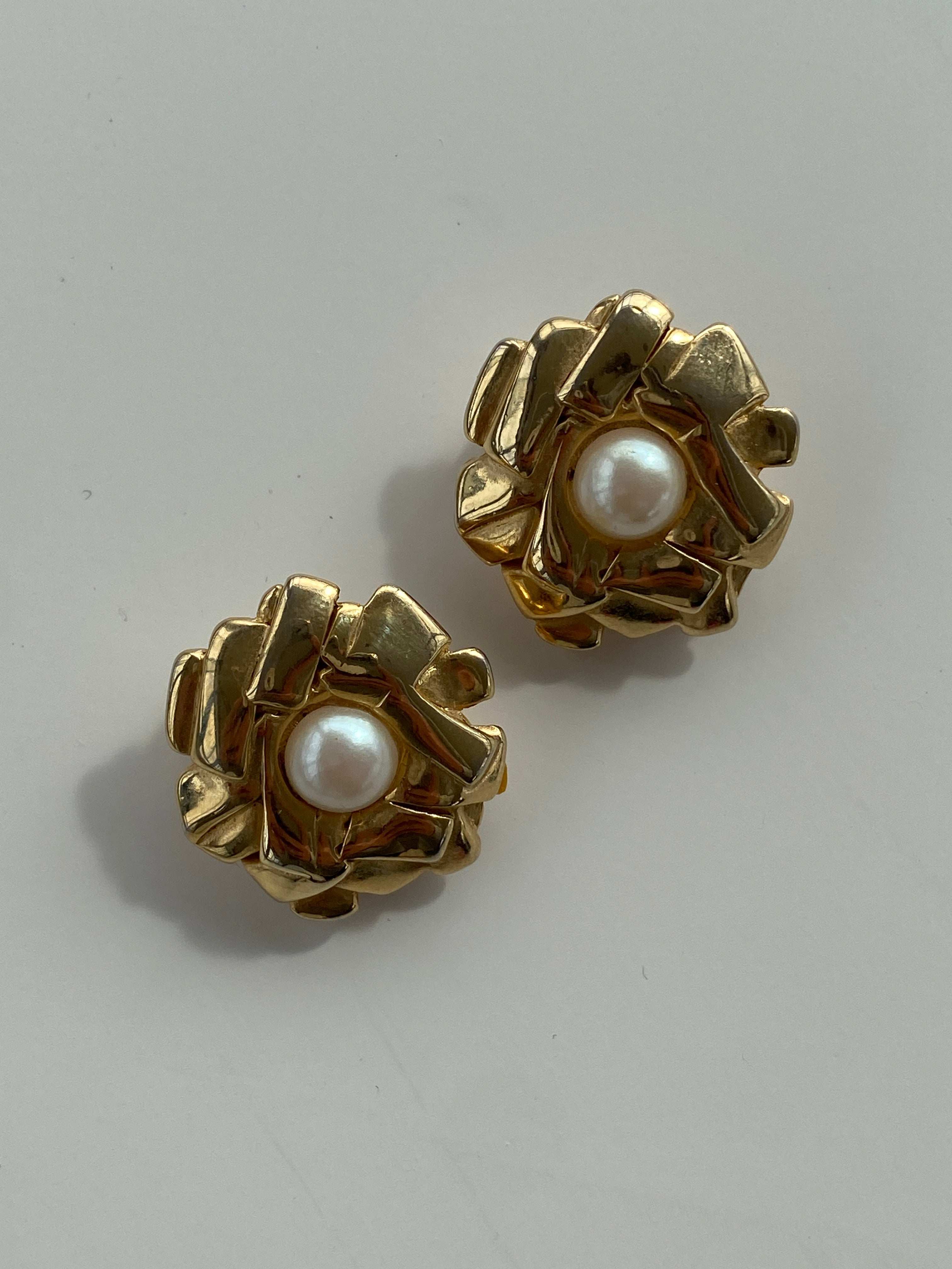 Vintage Roberta Chiarella Gold Plated Clip On Earrings - Balagan Vintage Earrings Earrings, Y2K