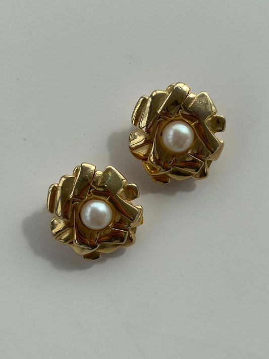 Vintage Roberta Chiarella Gold Plated Clip On Earrings - Balagan Vintage Earrings Y2K