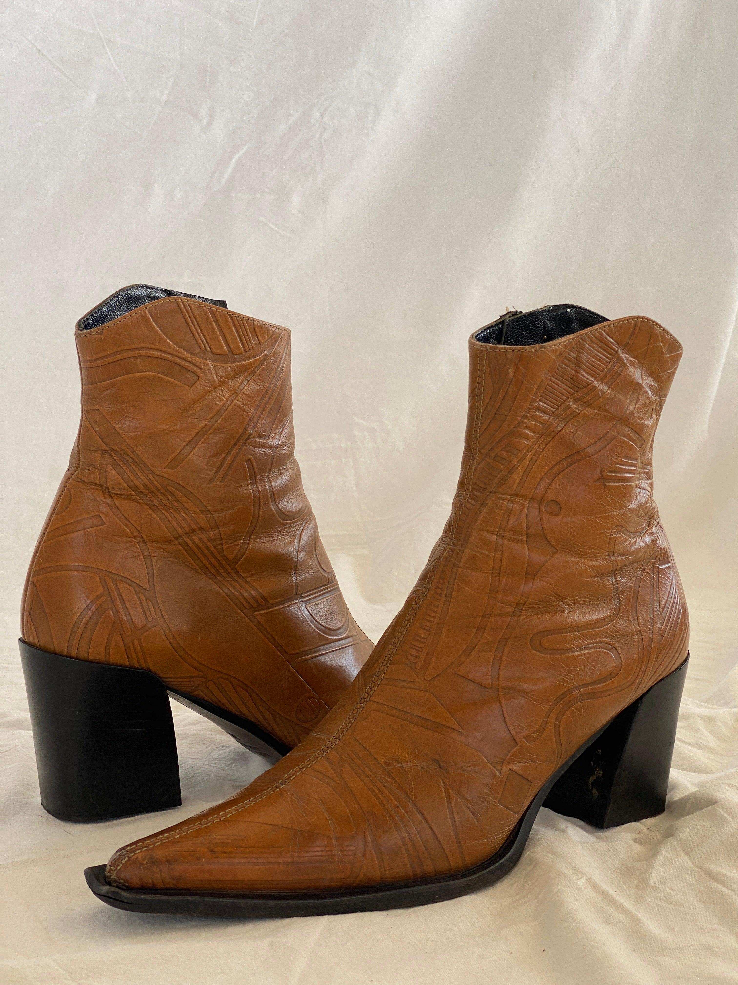 Vintage Simon Bay Genuine Leather Cowboy Boots - Balagan Vintage Cowboy boots 90s, cowboy, cowboy boots, genuine leather