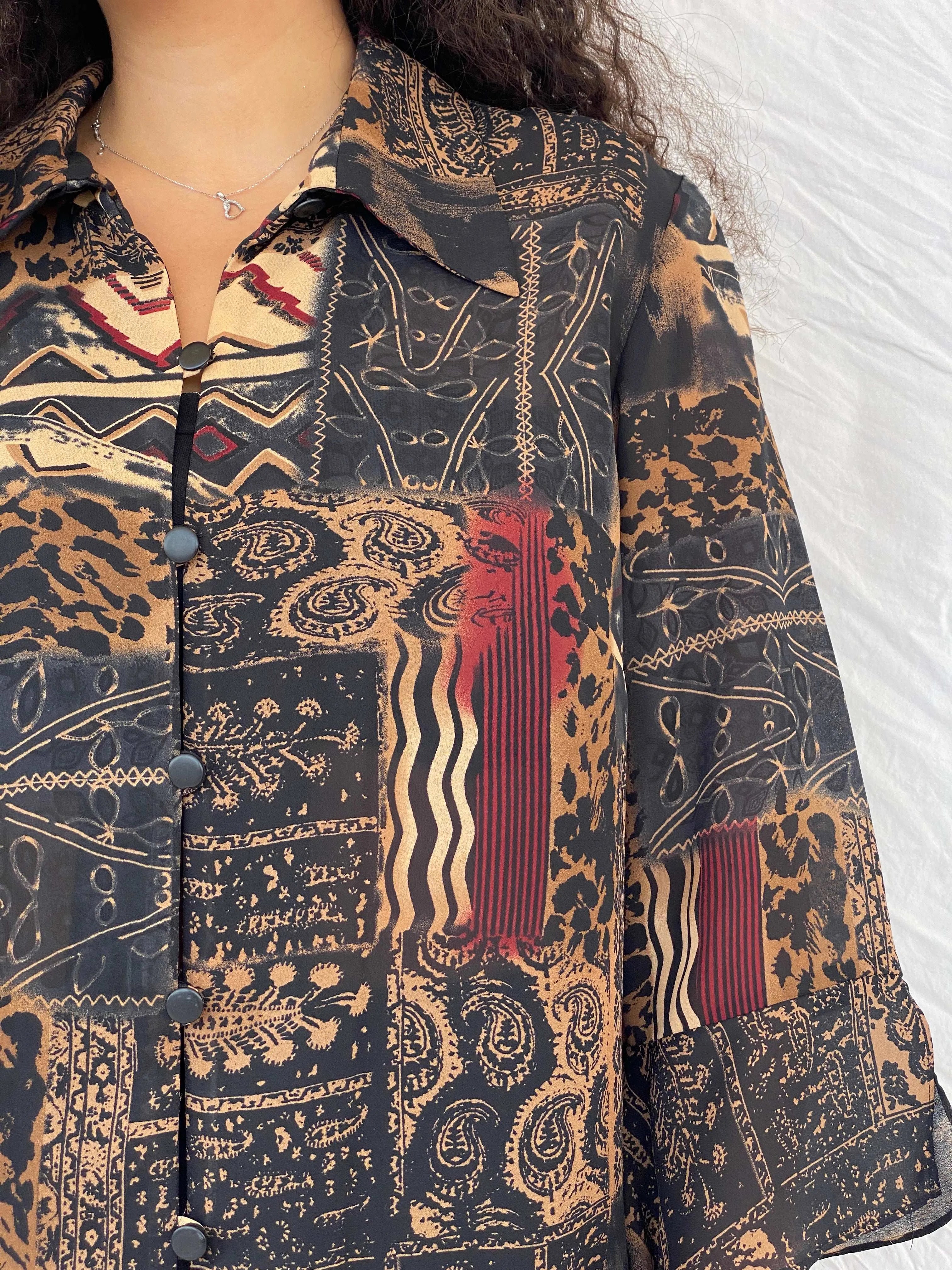 Vintage Studio I Printed Full Sleeve Shirt - XL - Balagan Vintage Full Sleeve Shirt 00s, 90s, Deals, Dina, full sleeve shirt, printed shirt, shorts