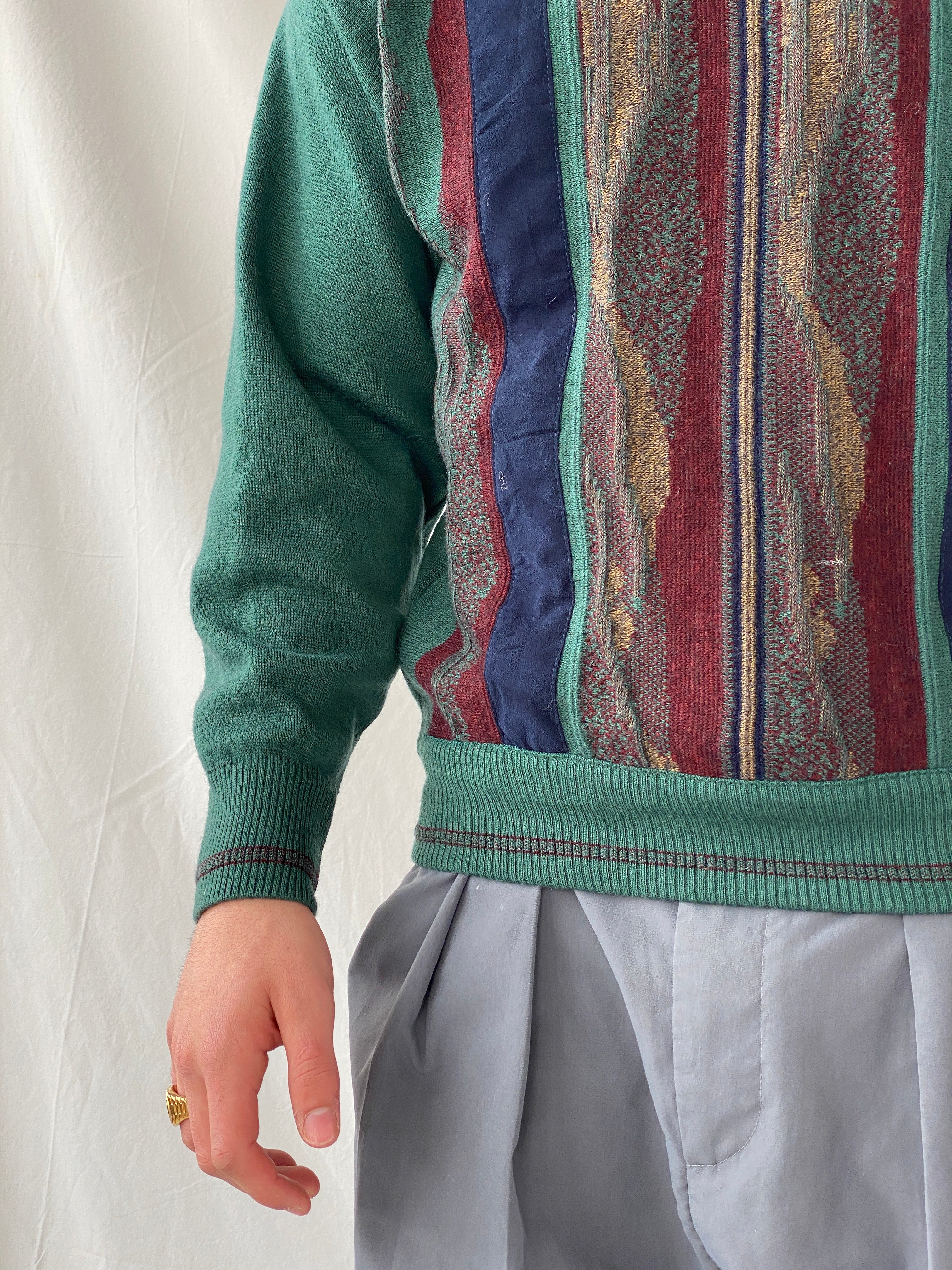 Vintage Summerland Men’s Green 3D Stripe Pattern Coogi-Style Crew Neck Knitted Sweater - M - Balagan Vintage Sweater 90s, Hamza, knit, knitted, knitted sweater, men, NEW IN, streetwear, vintage, vintage sweater, winter