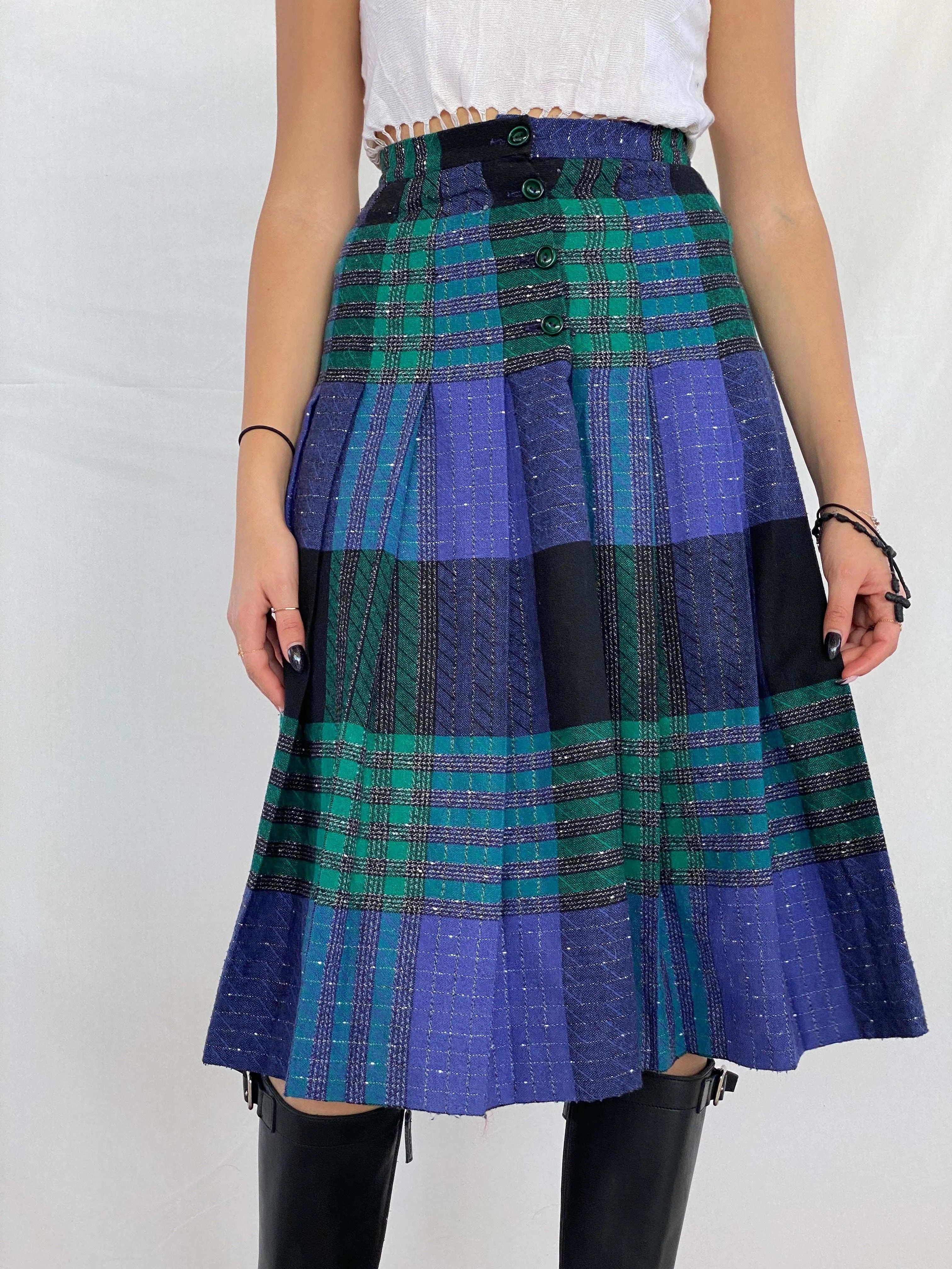 Vintage Tartan Kilted Midi Skirt - Balagan Vintage Midi Skirt 00s, 90s, Deals, Juana, midi skirt