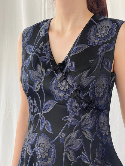 Vintage TINTORETTO Black Blue Floral Sleeveless Wrap Blouse Chinese Brocade Top - L - Balagan Vintage Sleeveless Top 90s, Ayah, floral, floral embroidery, floral top, sleeveless top
