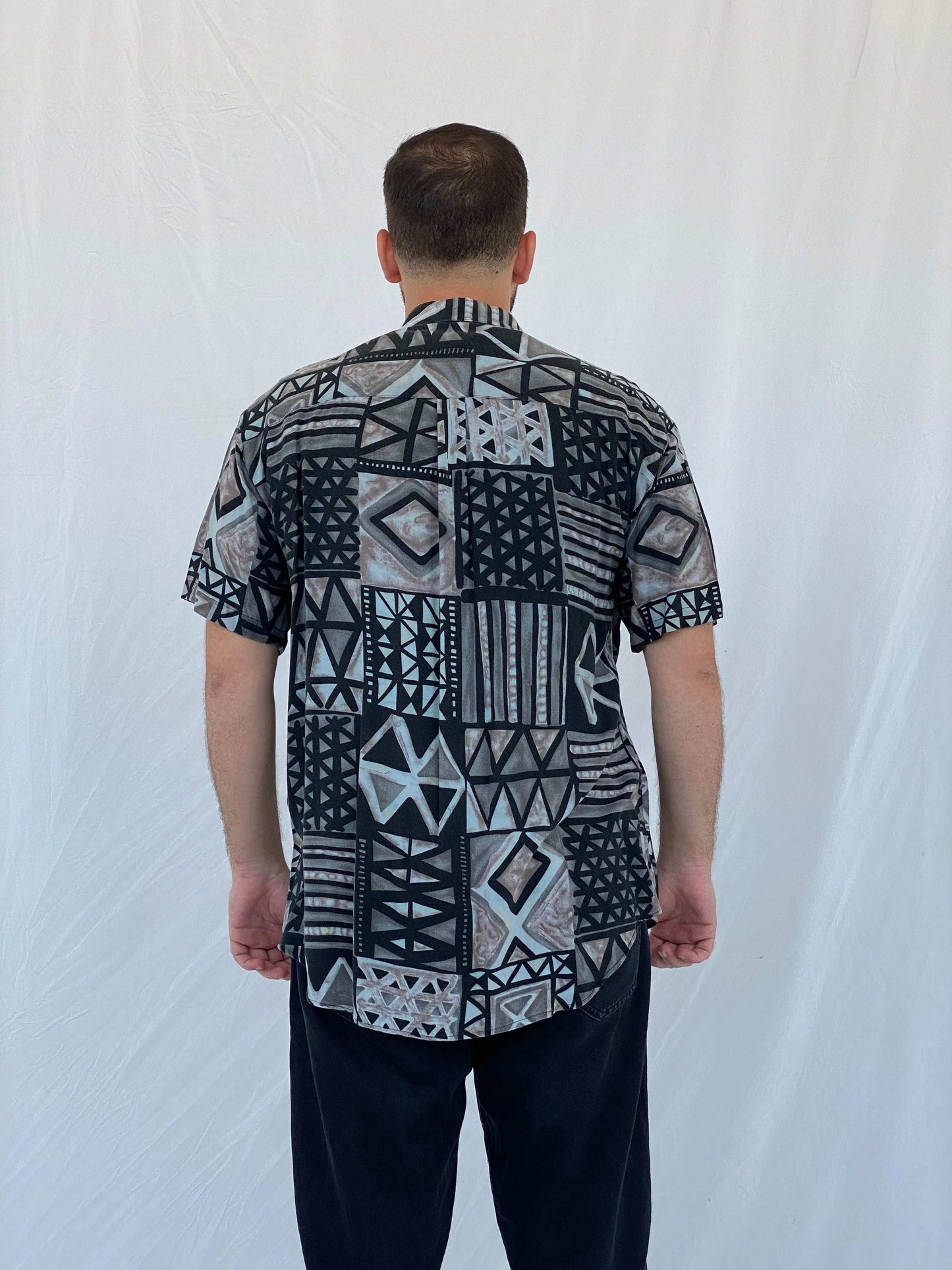 Vintage Toby Lee TL Geometric Print Black and Gray Shirt - L - Balagan Vintage Half Sleeve Shirt 90s, half sleeve shirt, Iyad, mens shirt, printed shirt