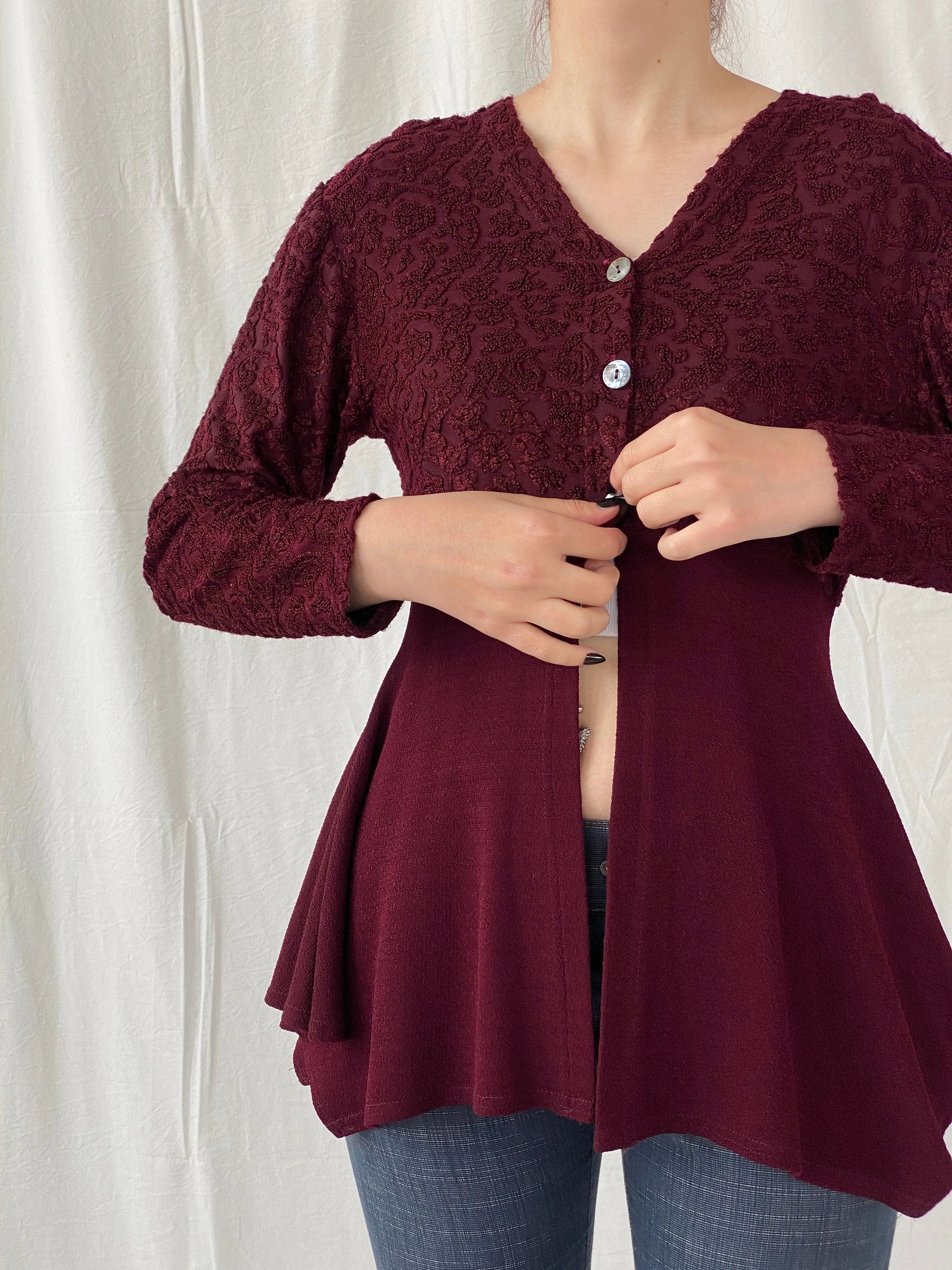 Vintage Vestino Italy Maroon Floral Lace Buttoned Split Cardigan - M - Balagan Vintage Cardigan 00s, Ayah, cardigan, knitted cardigan