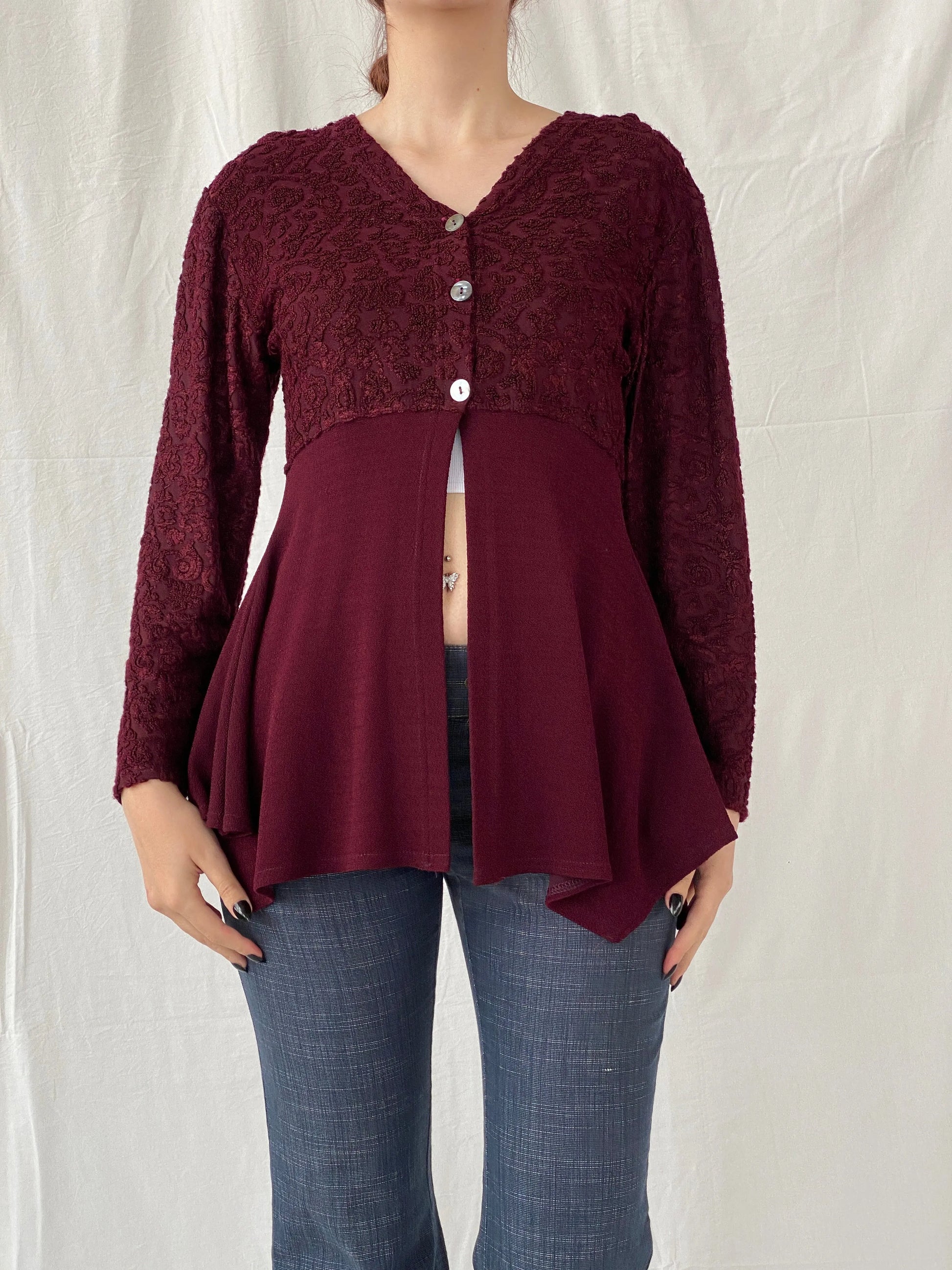 Vintage Vestino Italy Maroon Floral Lace Buttoned Split Cardigan - M - Balagan Vintage Cardigan 00s, Ayah, cardigan, knitted cardigan