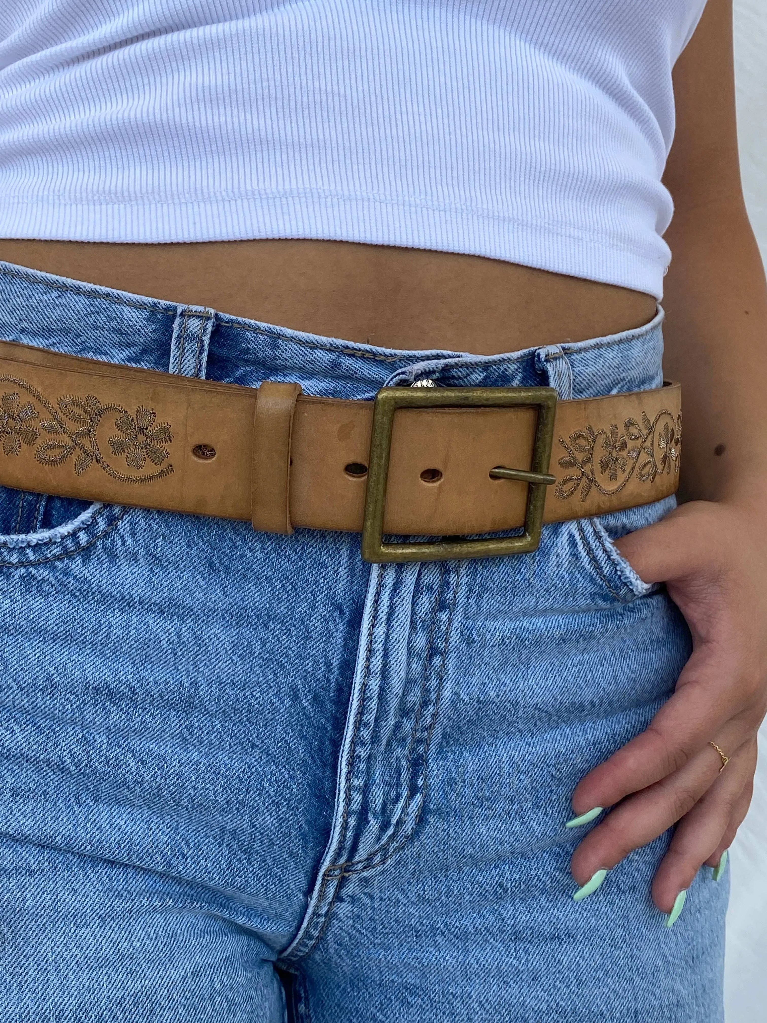 Vintage Western Style Cowboy Floral Embroidered Beige Belt - Balagan Vintage 80s, belt, cowboy, Lana