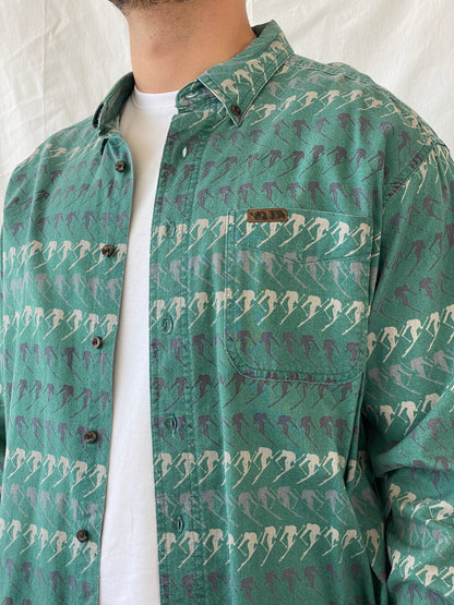 Vintage Woolrich Men’s Green Long Sleeve Cotton Skier Print Shirt - XL - Balagan Vintage Full Sleeve Shirt 90s, cotton shirt, full sleeve shirt, mens shirt, printed shirt, Ramez