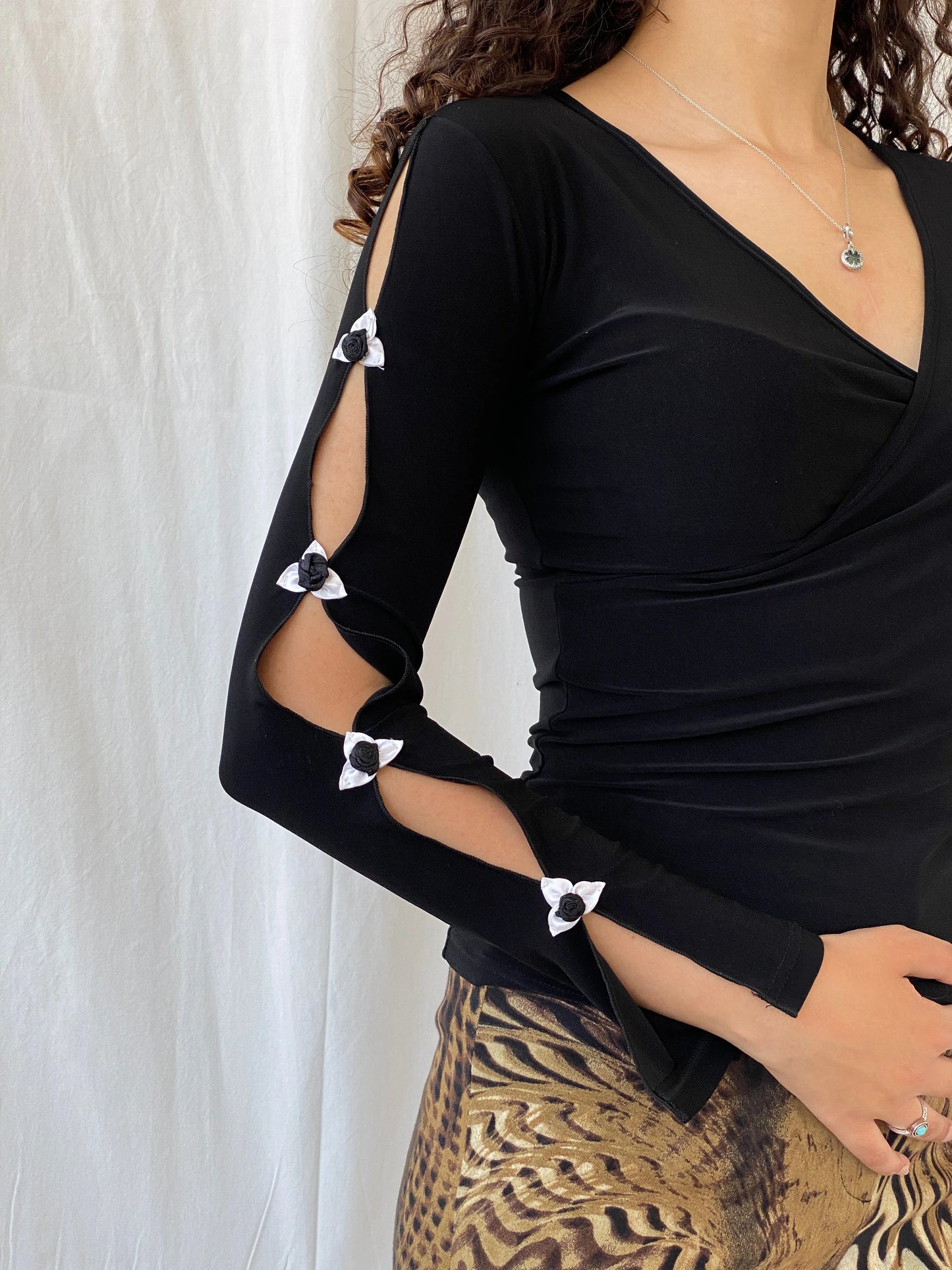 Vintage Y2K Anastasia Romantic Top With Floral Detail Cut Out Sleeve - S - Balagan Vintage Full Sleeve Top 00s, Celine, consignment, full sleeve top, Rand, women top