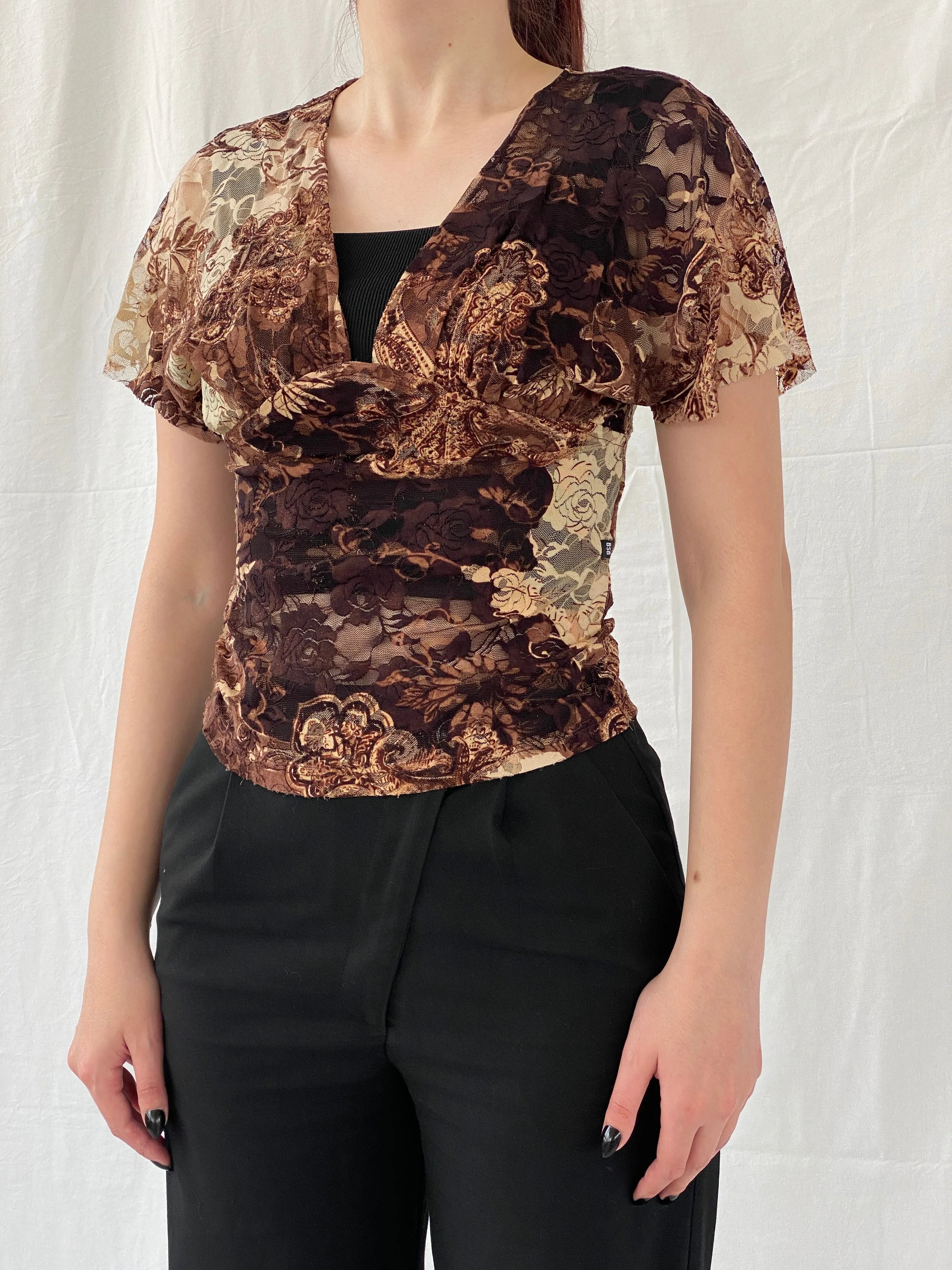 Vintage Y2K BSB Collection Brown Floral Lace V-Neck Women’s Top - S - Balagan Vintage Half Sleeve Top 00s, Ayah, knitted, women top