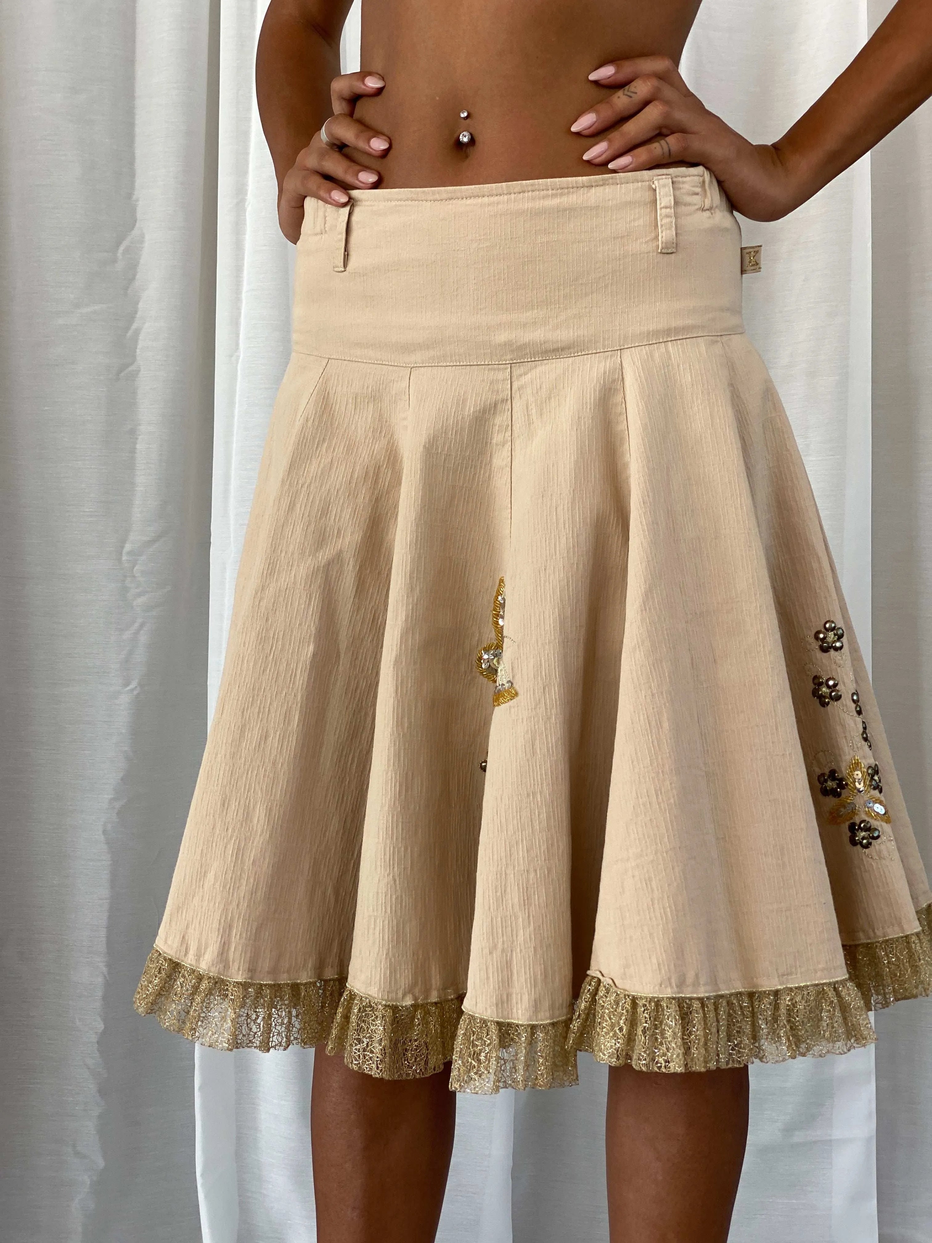 Vintage Y2K KS Embroidered Beige Midi Tulle Hem Skirt - XS - Balagan Vintage Midi Skirt 90s, mini skirt, summer, Tojan