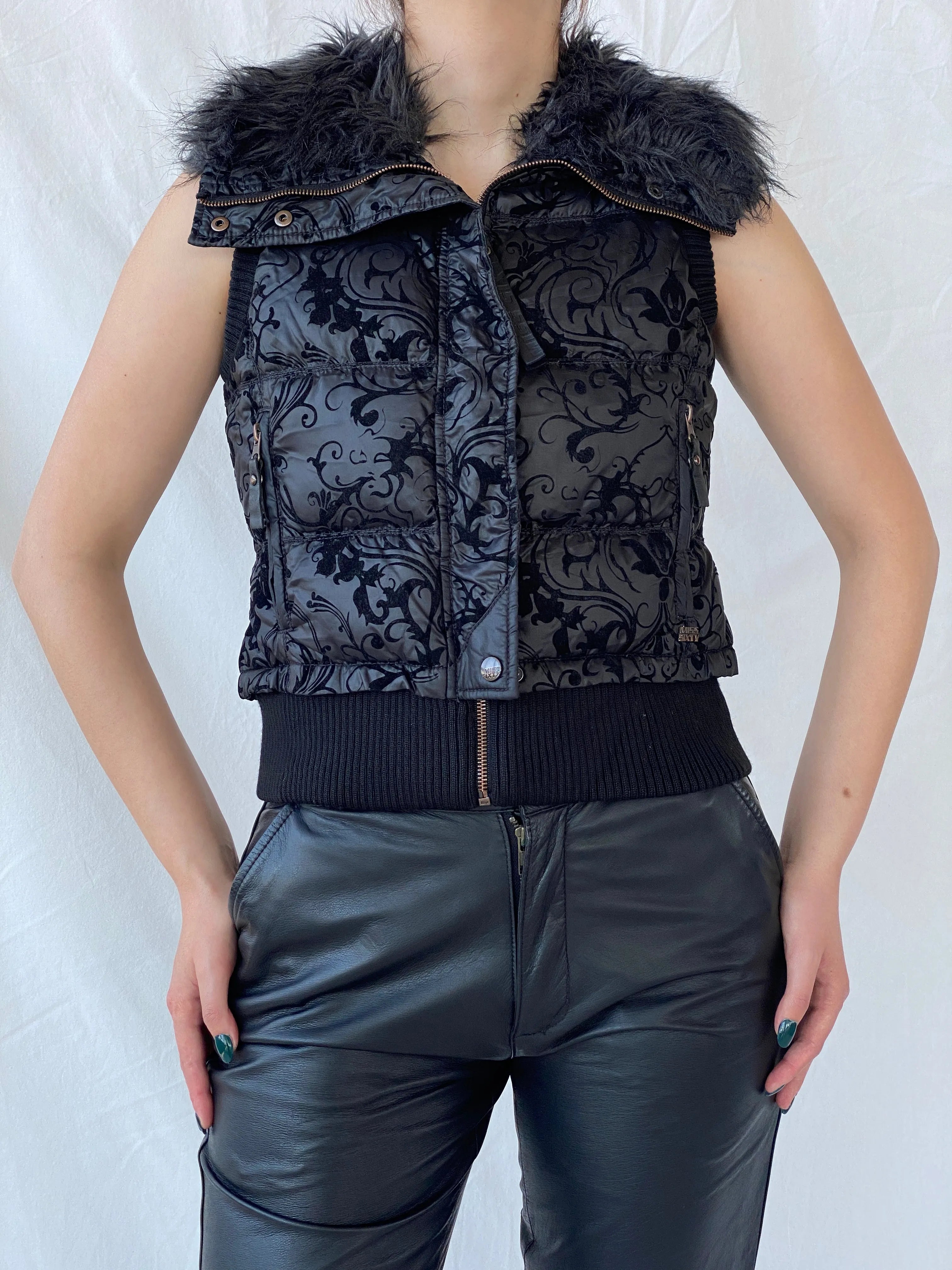 Vintage Y2K Miss Sixty Black Puffer Vest With Faux Fur Collar - M - Balagan Vintage Vest 00s, Ayah, Miss Sixty, vest, women top