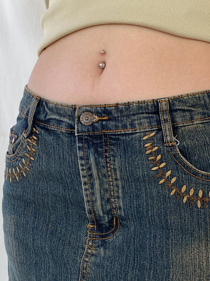 Vintage Y2K Youyipin Jeans Maxi A-line Embroidered Denim Skirt - 42EUR - Balagan Vintage Denim Skirt 00s, Ayah, denim, maxi denim skirt, mini skirt, winter