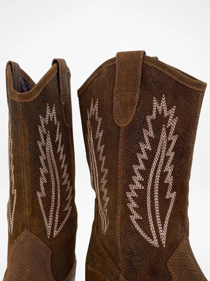 White Mountain Caraway Cowgirl Brown Genuine Leather Boots - 38EUR - Balagan Vintage Cowboy boots 00s, 90s, Boots, brown leather, cowboy, cowboy boots, shoes