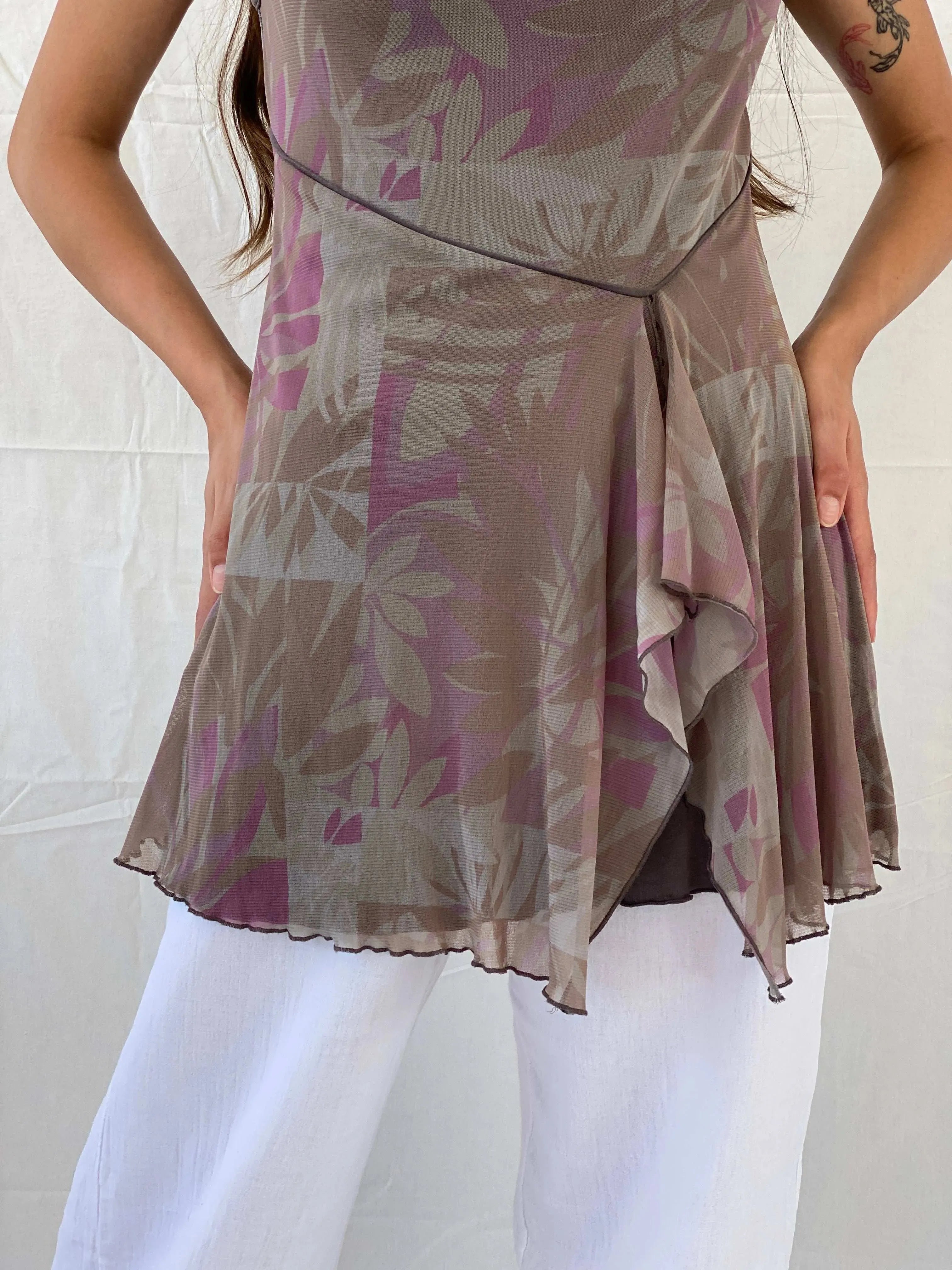 Y2K Atmos Fashion Pastel Floral Top - M - Balagan Vintage Sleeveless Top 00s, Mira, women top