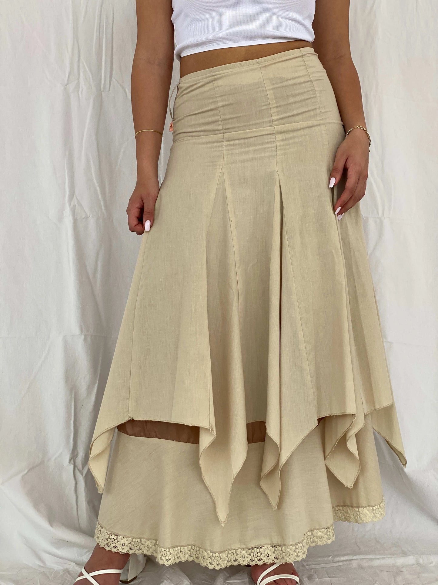 Y2K Catina Latina Woman Maxi Layered Beige Skirt - Size M - Balagan Vintage Midi Skirt 00s, cargo skirt, midi skirt, Rama, women skirt