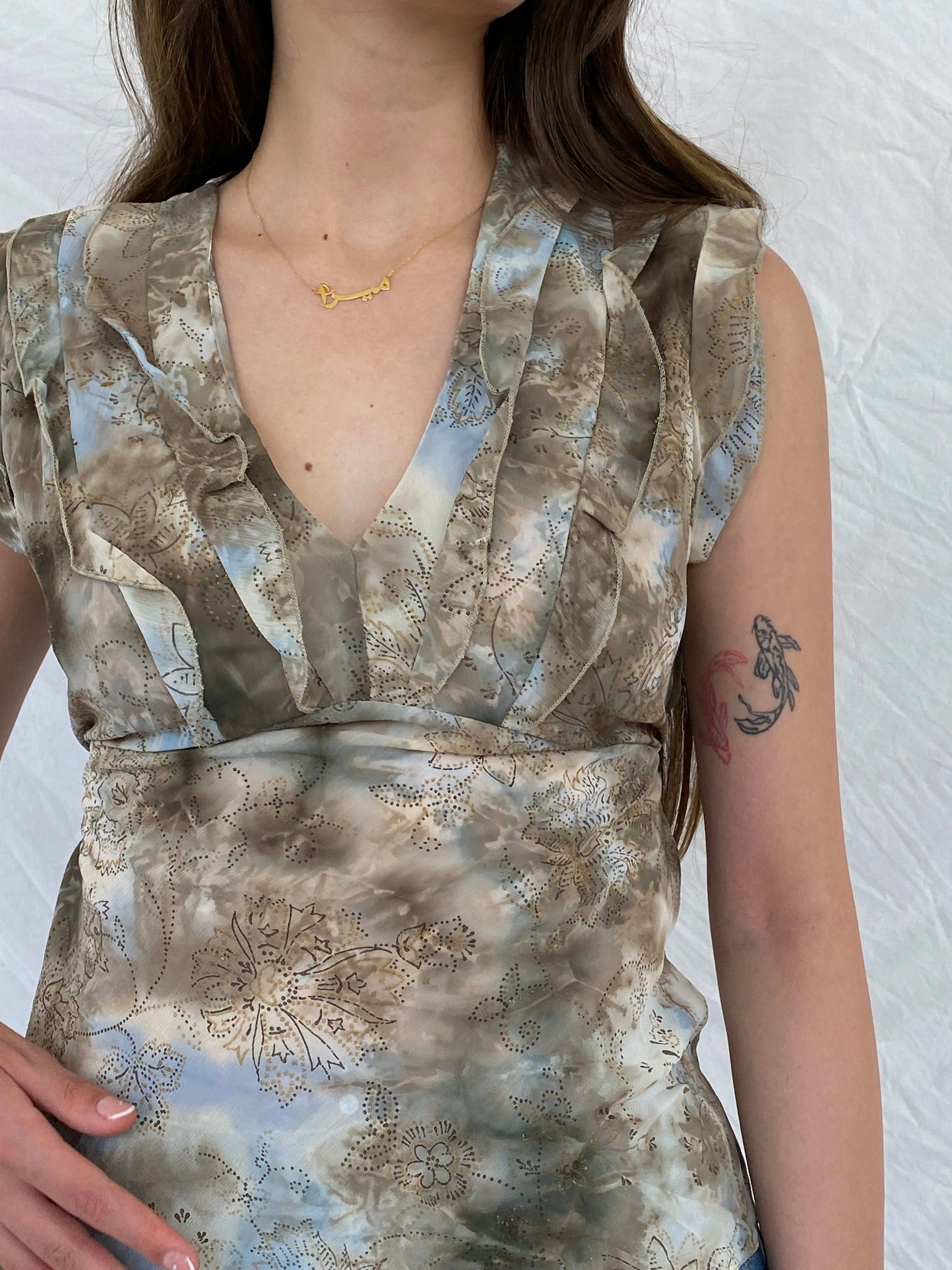 Y2K Chantal Rosner Sheer Floral Ruffled Collar Beige Blouse - M - Balagan Vintage Half Sleeve Top 00s, 90s, floral, floral print, floral top, Mira