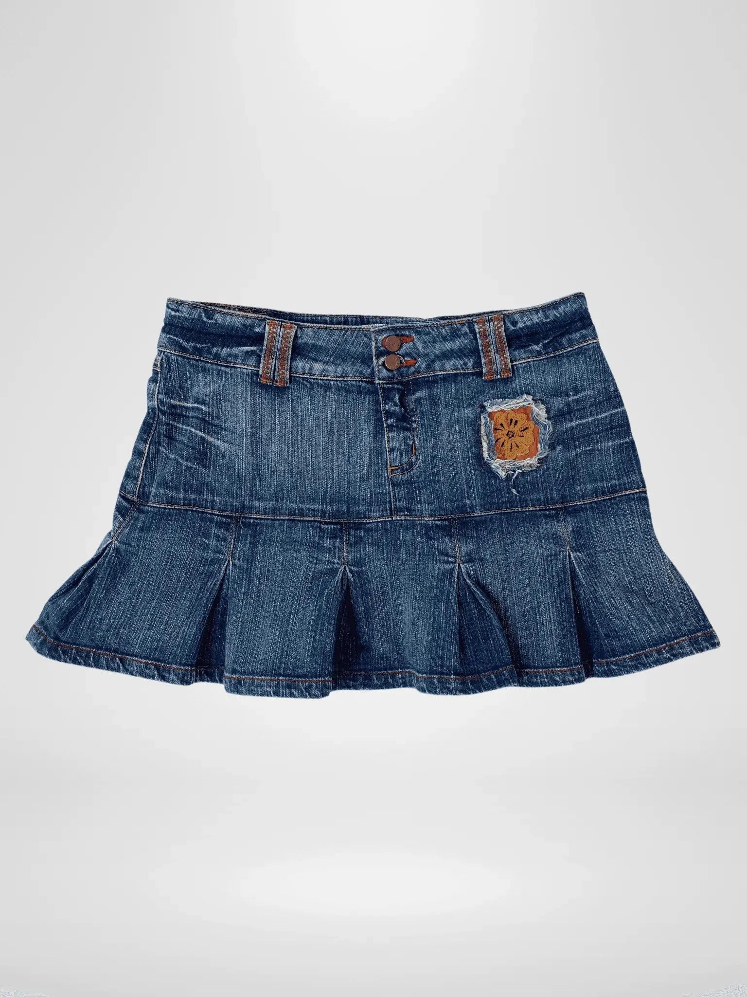 Y2K Collezione Pleated Mini Denim Skirt - M - Balagan Vintage Denim Skirt 00s, denim, denim skirt, jeans, shorts, Y2K