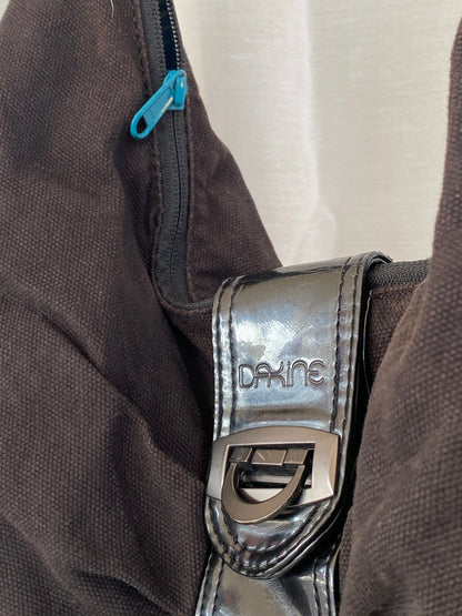 Y2K Dakine Hustle Black Women’s Shoulder Bag - Balagan Vintage Handbags 00s, 90s, bag, shoulder bag, Y2K