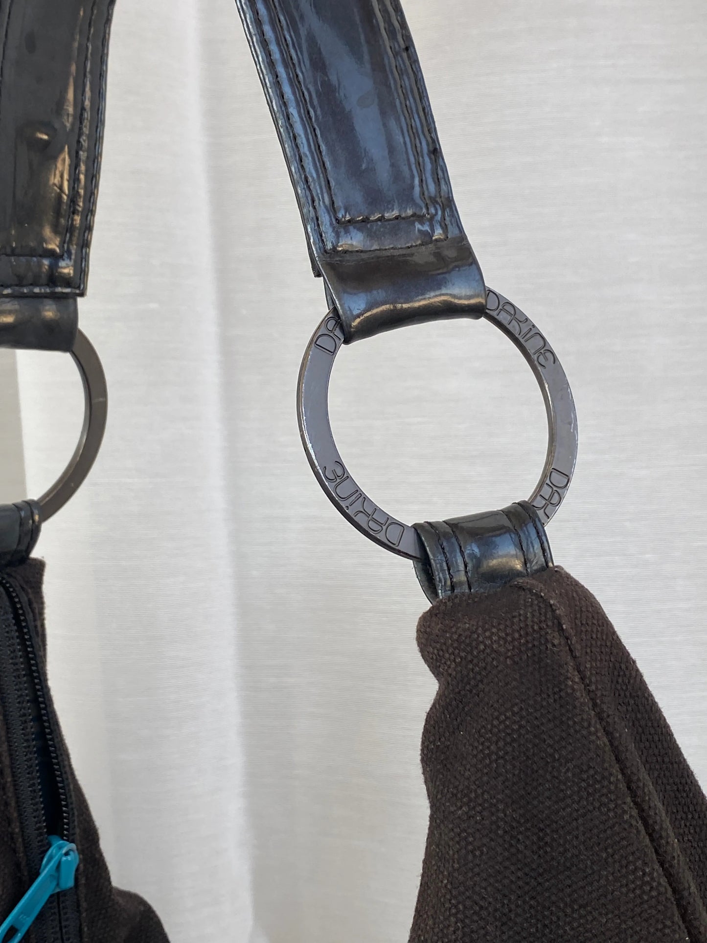 Y2K Dakine Hustle Black Women’s Shoulder Bag - Balagan Vintage Handbags 00s, 90s, bag, shoulder bag, Y2K