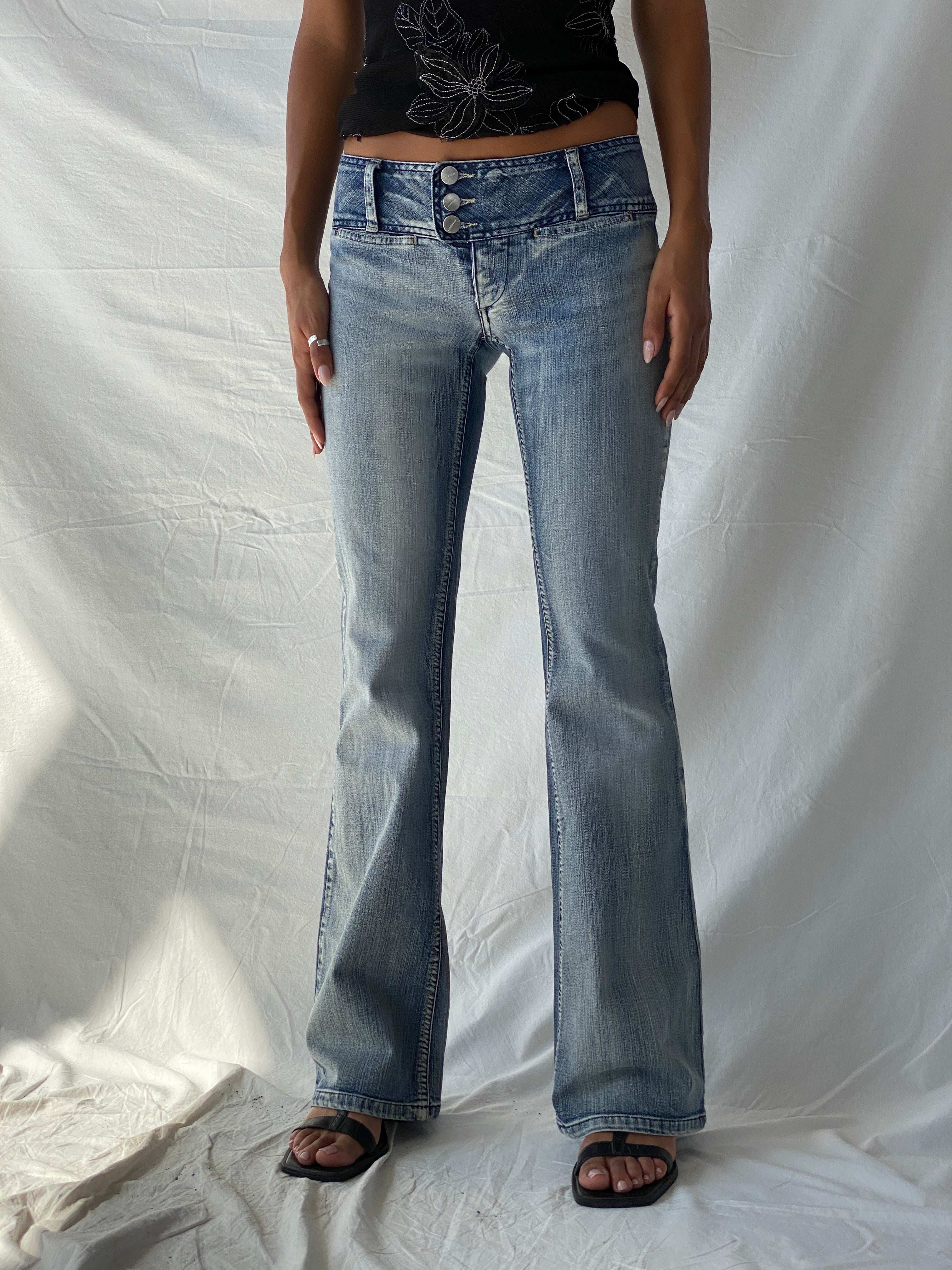 Y2K FREESOUL Fundamentals Acid Washed Low Rise Flare Jeans - Balagan Vintage Jeans 00s, 90s, denim, jeans, low rise, low rise jeans, straight cut jeans, Tojan