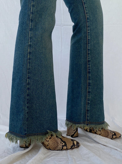 Y2K Jiawei Flared Mid-Rise Women’s Jeans - 40EUR - Balagan Vintage Jeans 00s, 90s, Ayah, denim, flare jeans, jeans
